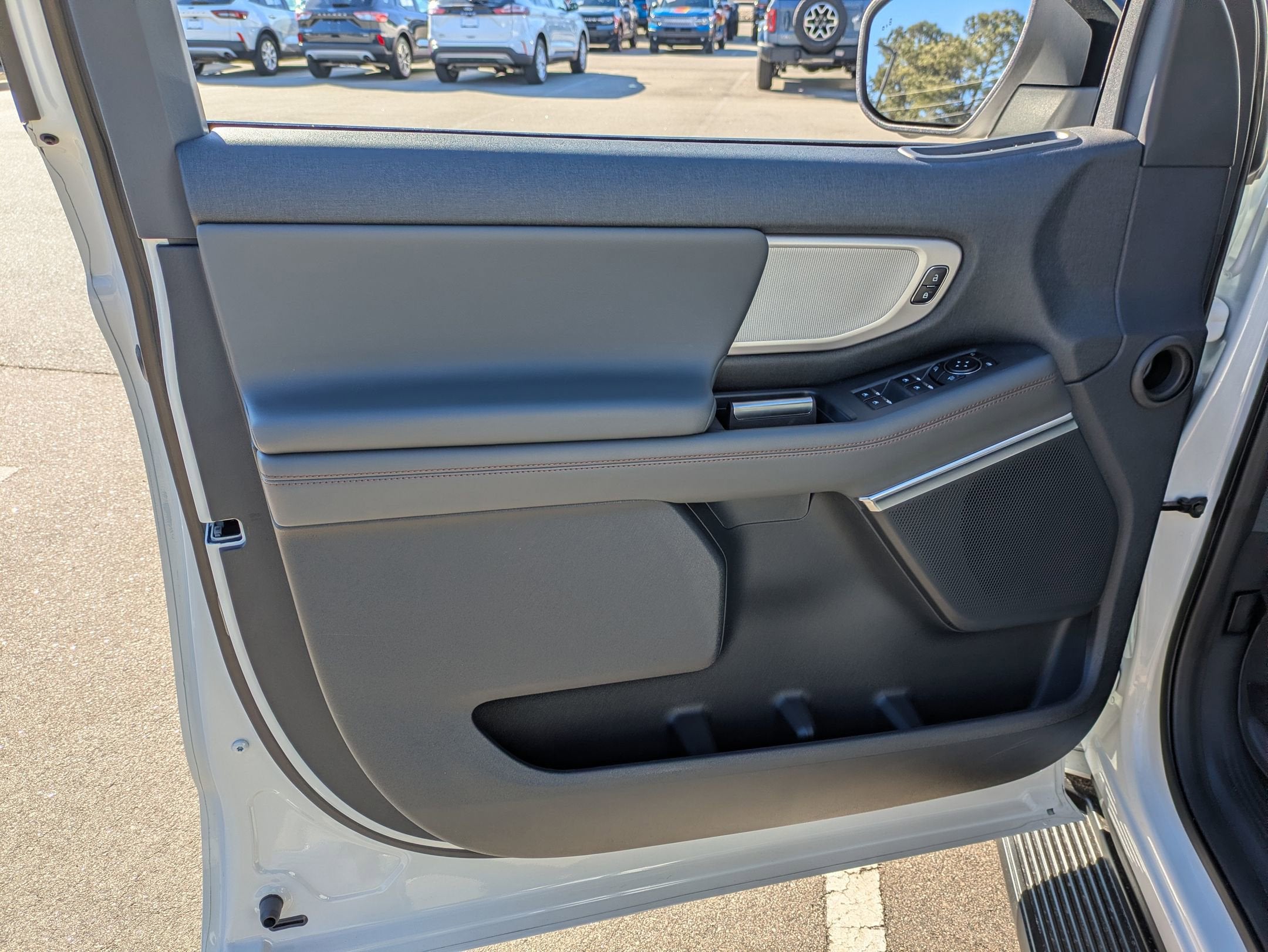 2025 Ford Expedition Max Active - Crossroads Courtesy Demo