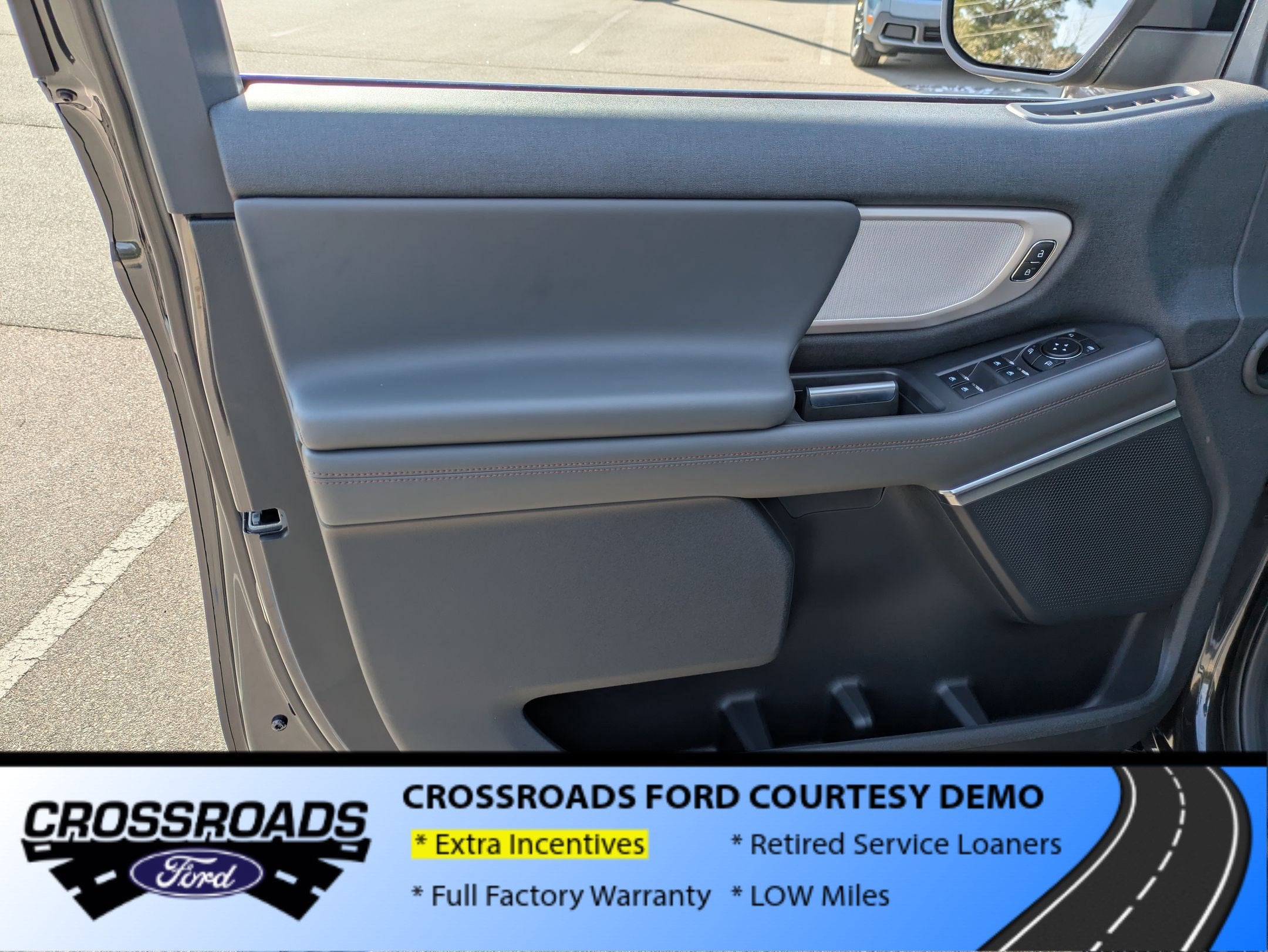 2025 Ford Expedition Max Active - Crossroads Courtesy Demo