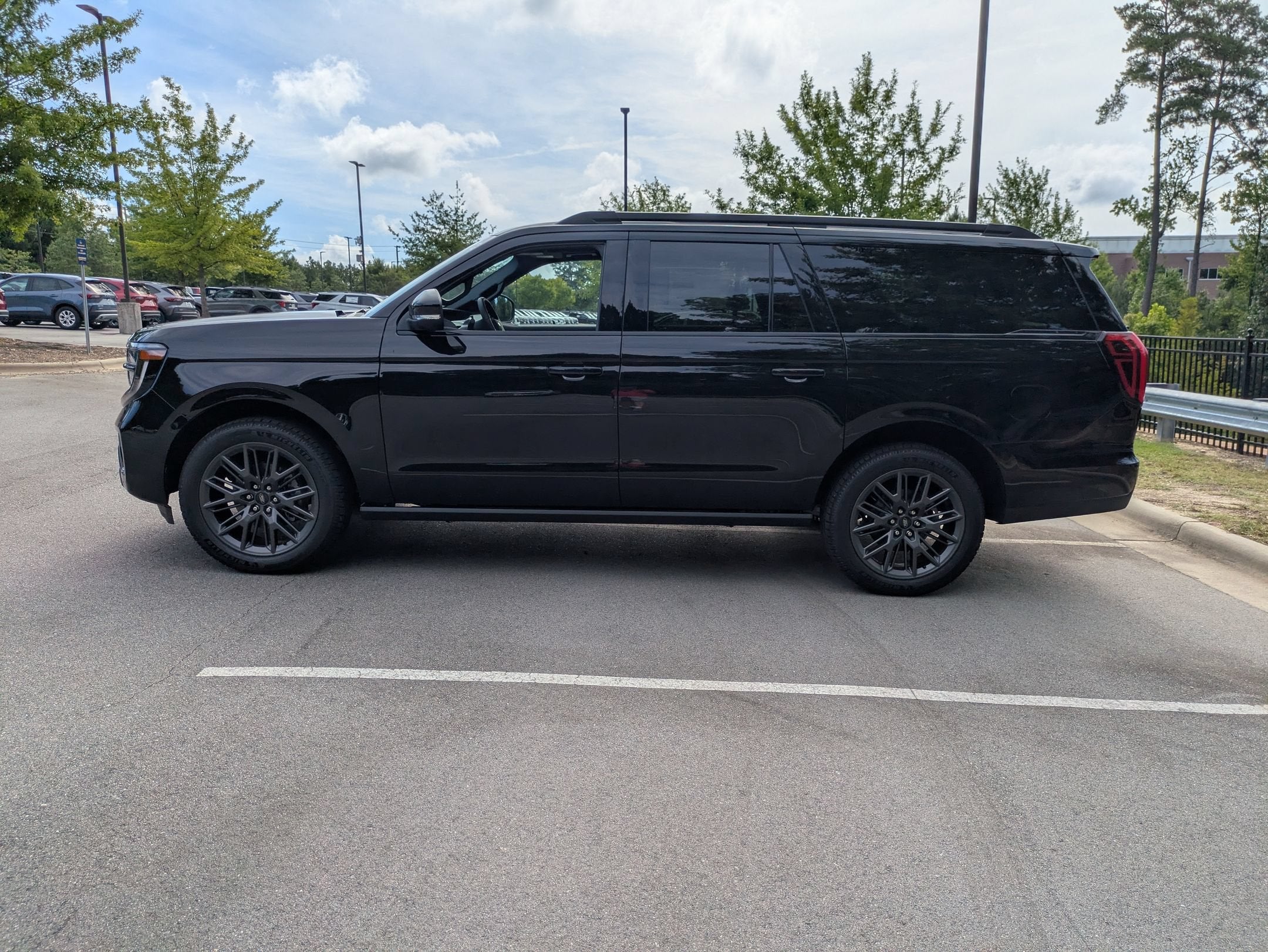 2027 Ford Expedition Max Platinum