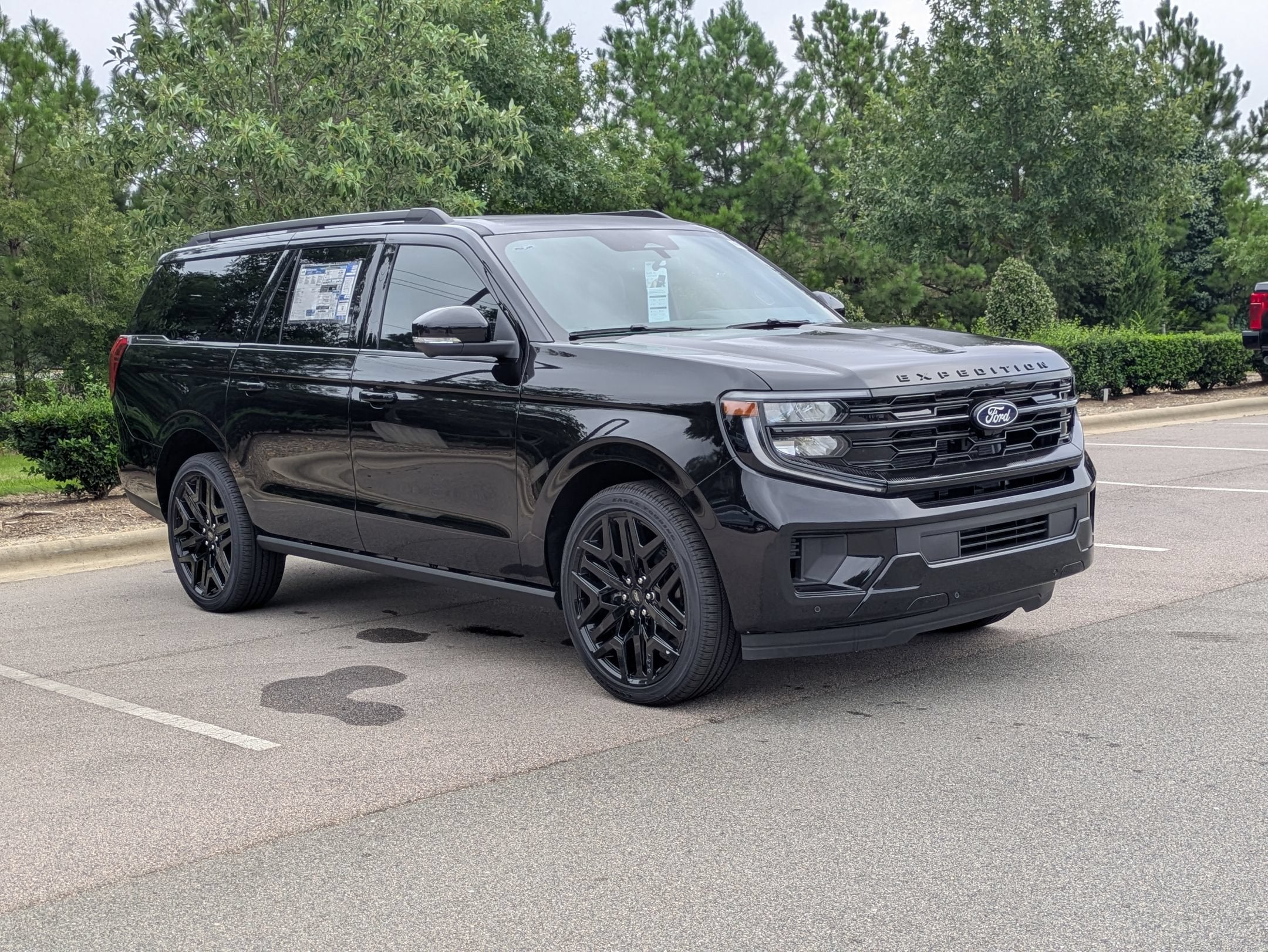 2027 Ford Expedition Max Platinum