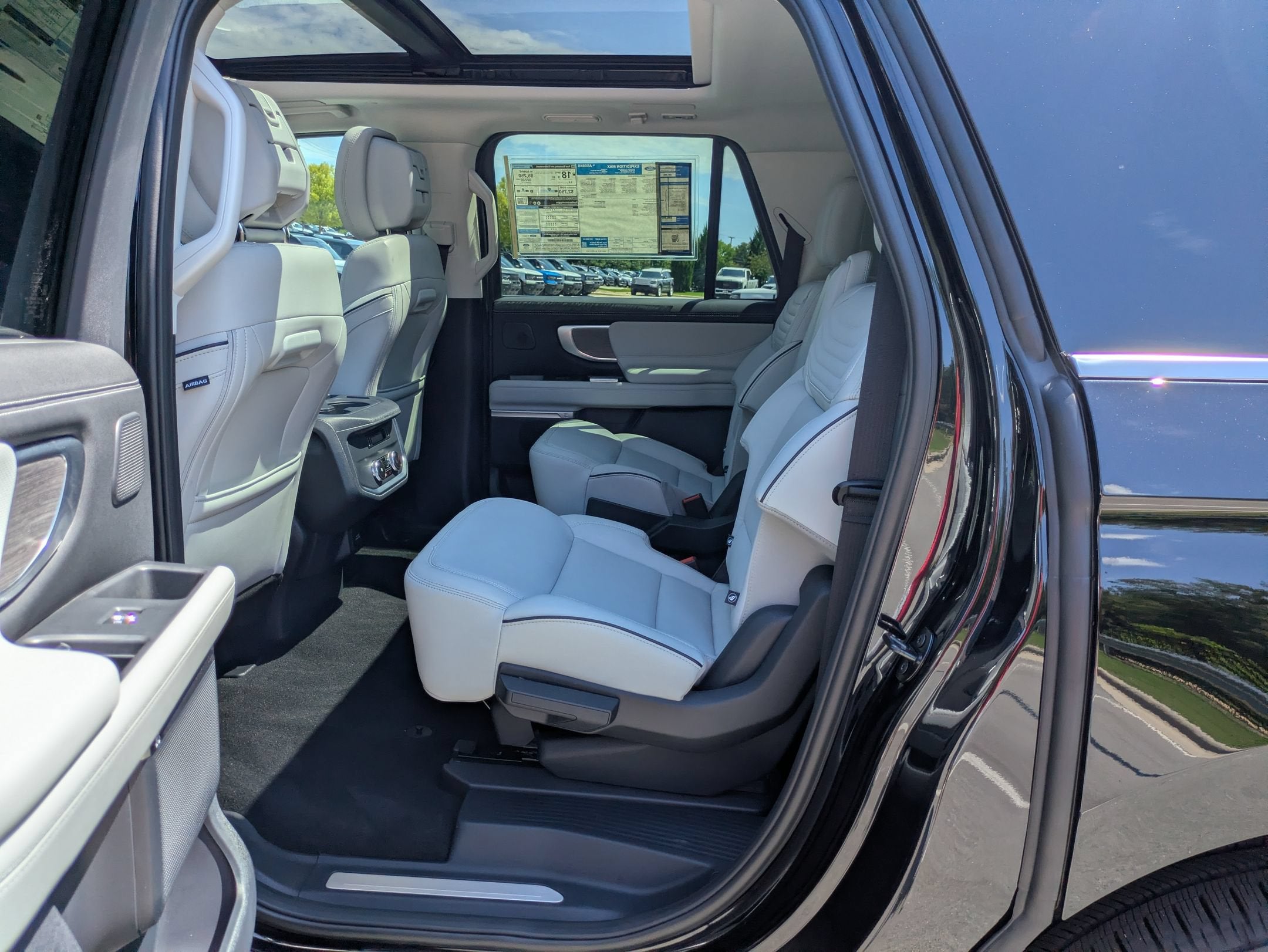 2026 Ford Expedition Max Platinum - Crossroads Manager Demo