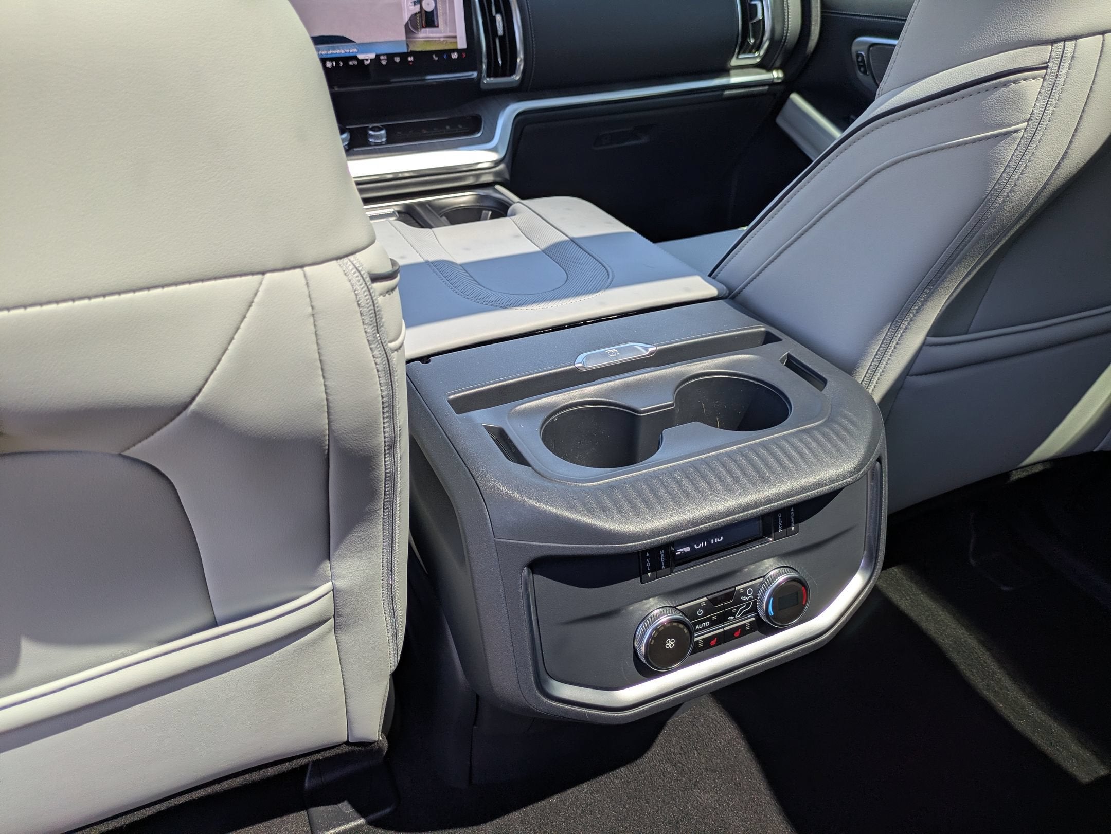 2026 Ford Expedition Max Platinum - Crossroads Manager Demo