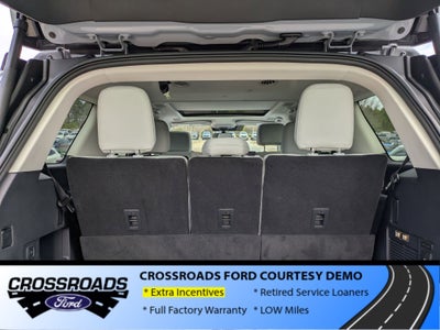 2025 Ford Expedition Platinum - Crossroads Courtesy Demo