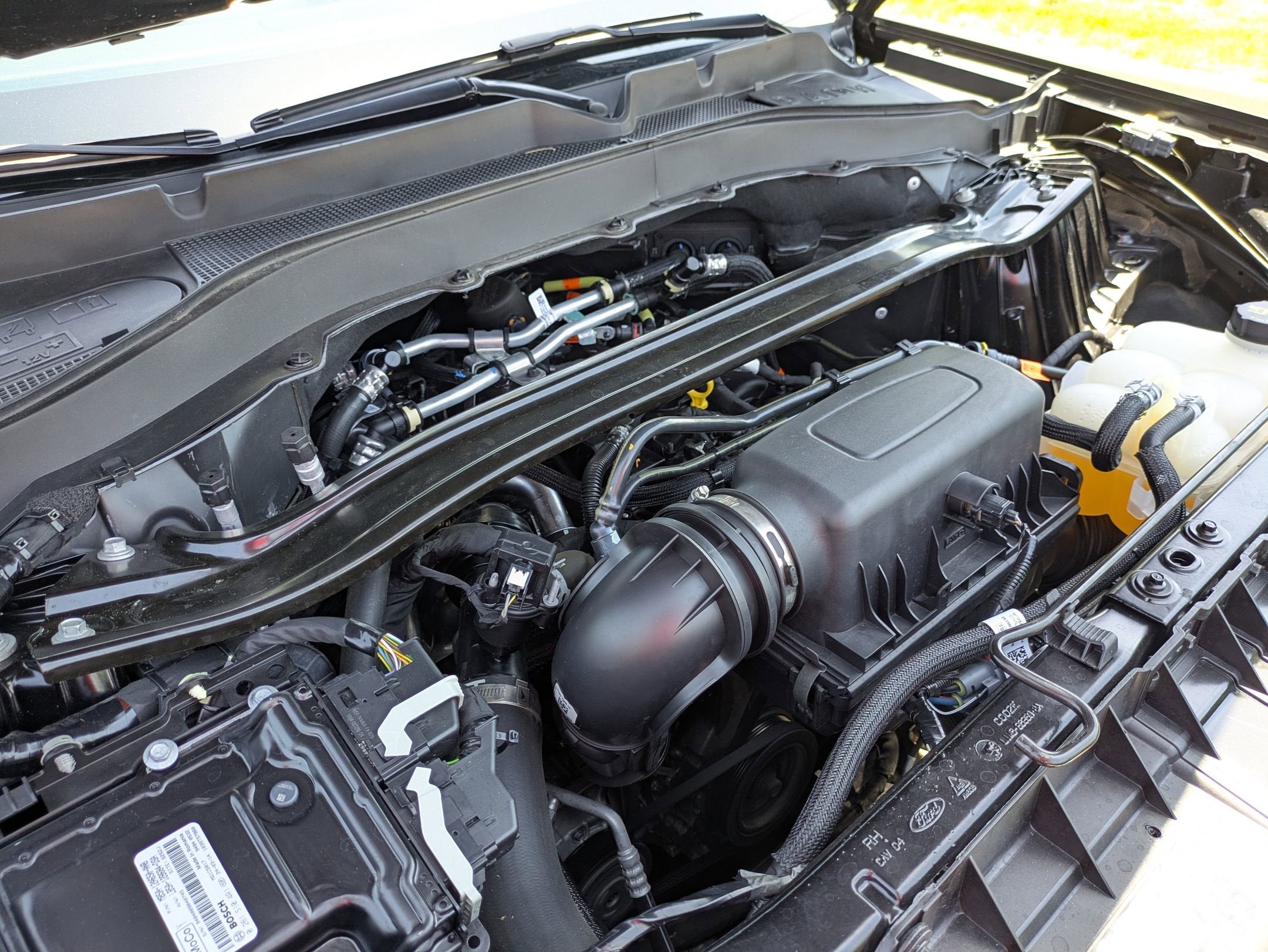 2024 Ford Explorer ST-Line