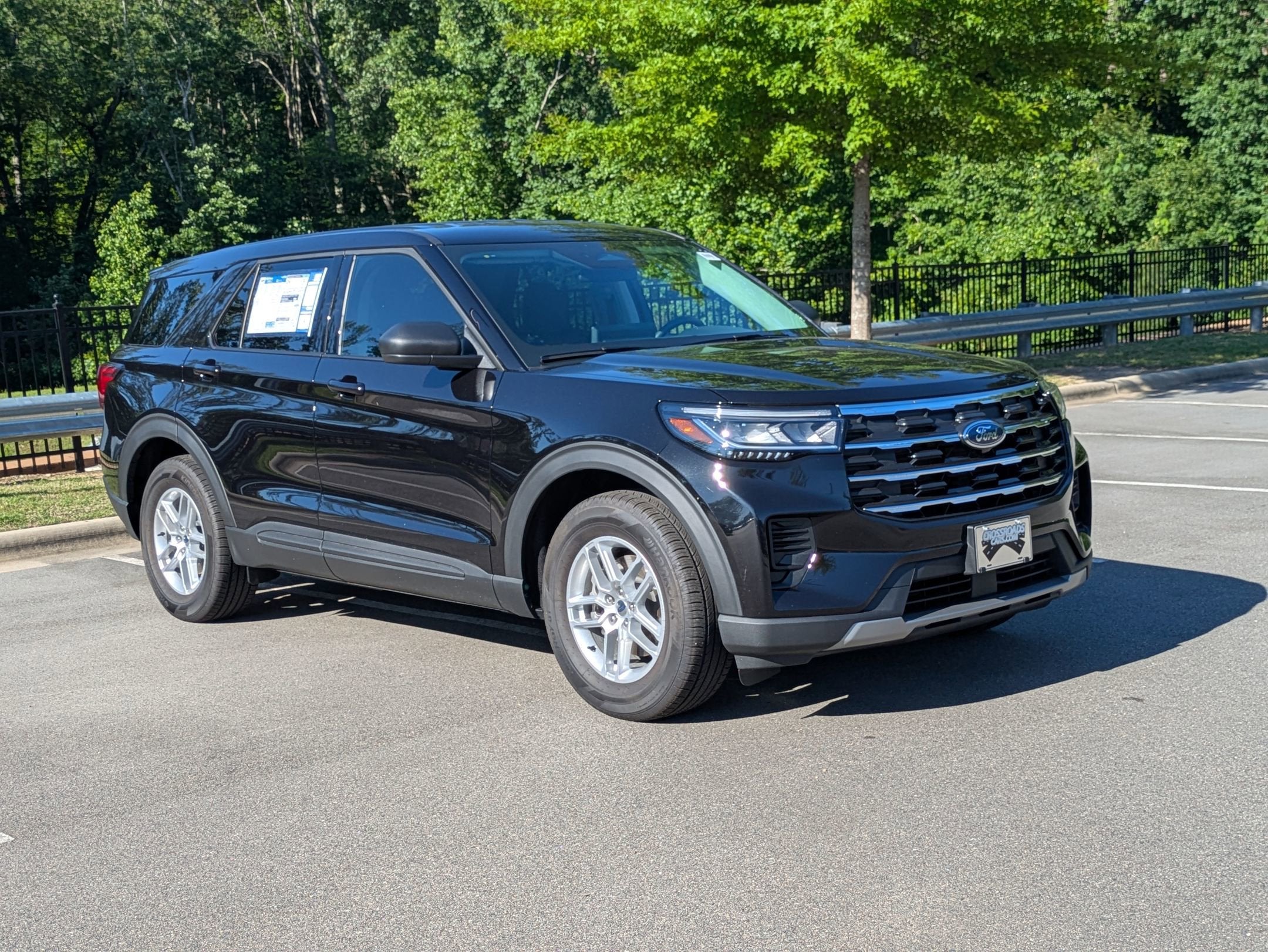 2026 Ford Explorer Active w/100A Pkg - Crossroads Courtesy Demo
