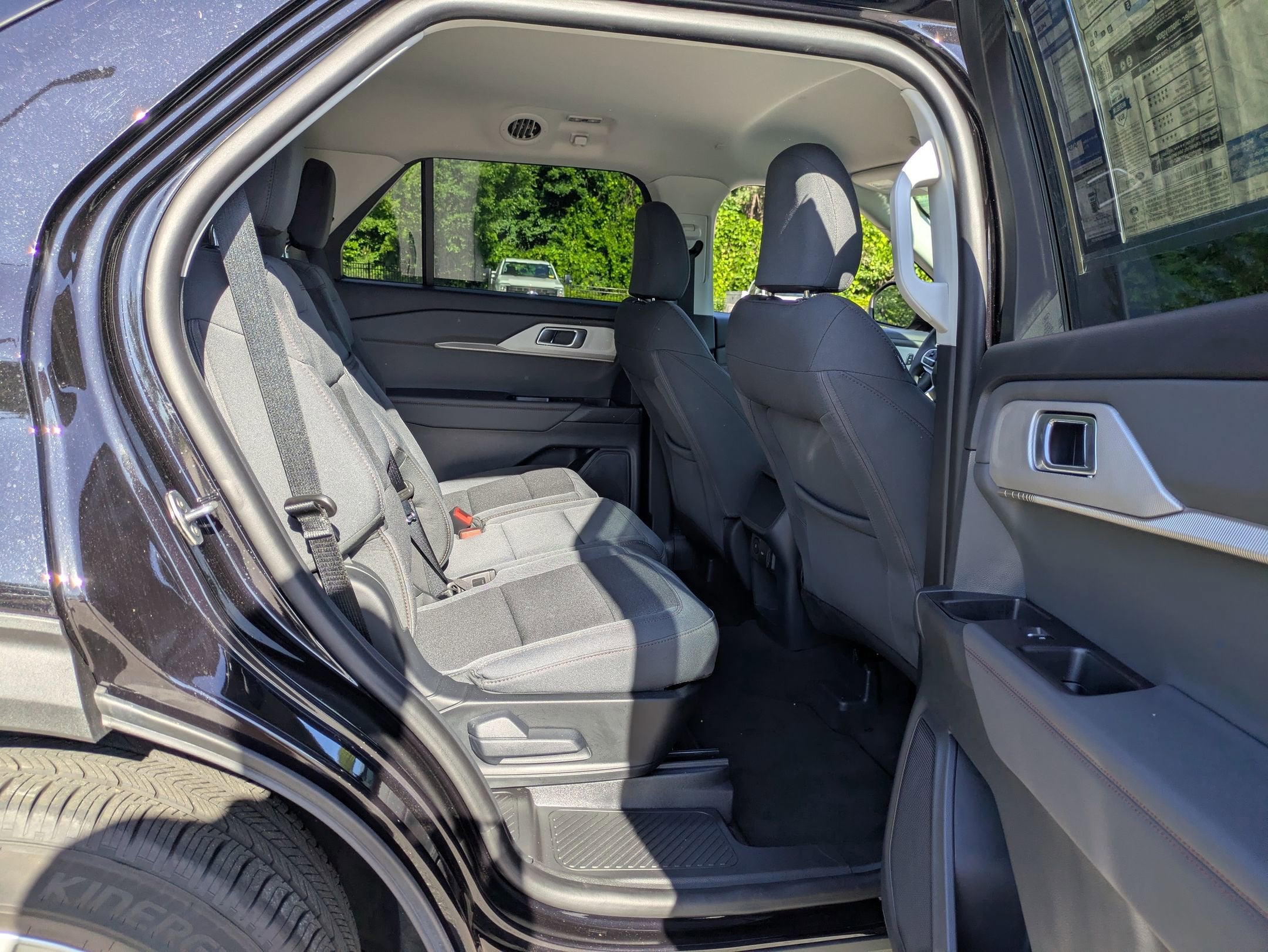 2026 Ford Explorer Active w/100A Pkg - Crossroads Courtesy Demo