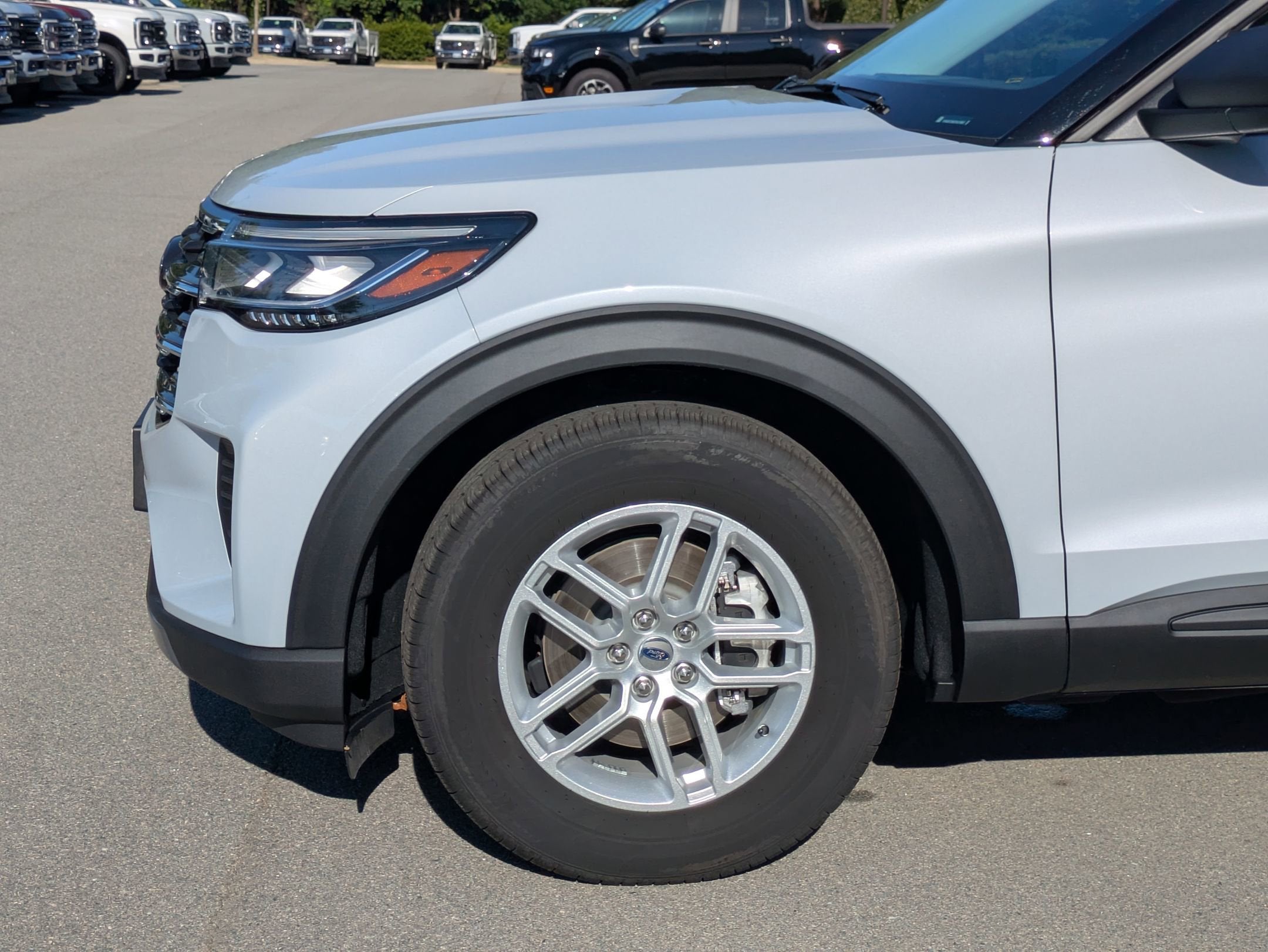 2026 Ford Explorer Active w/100A Pkg - Crossroads Courtesy Demo