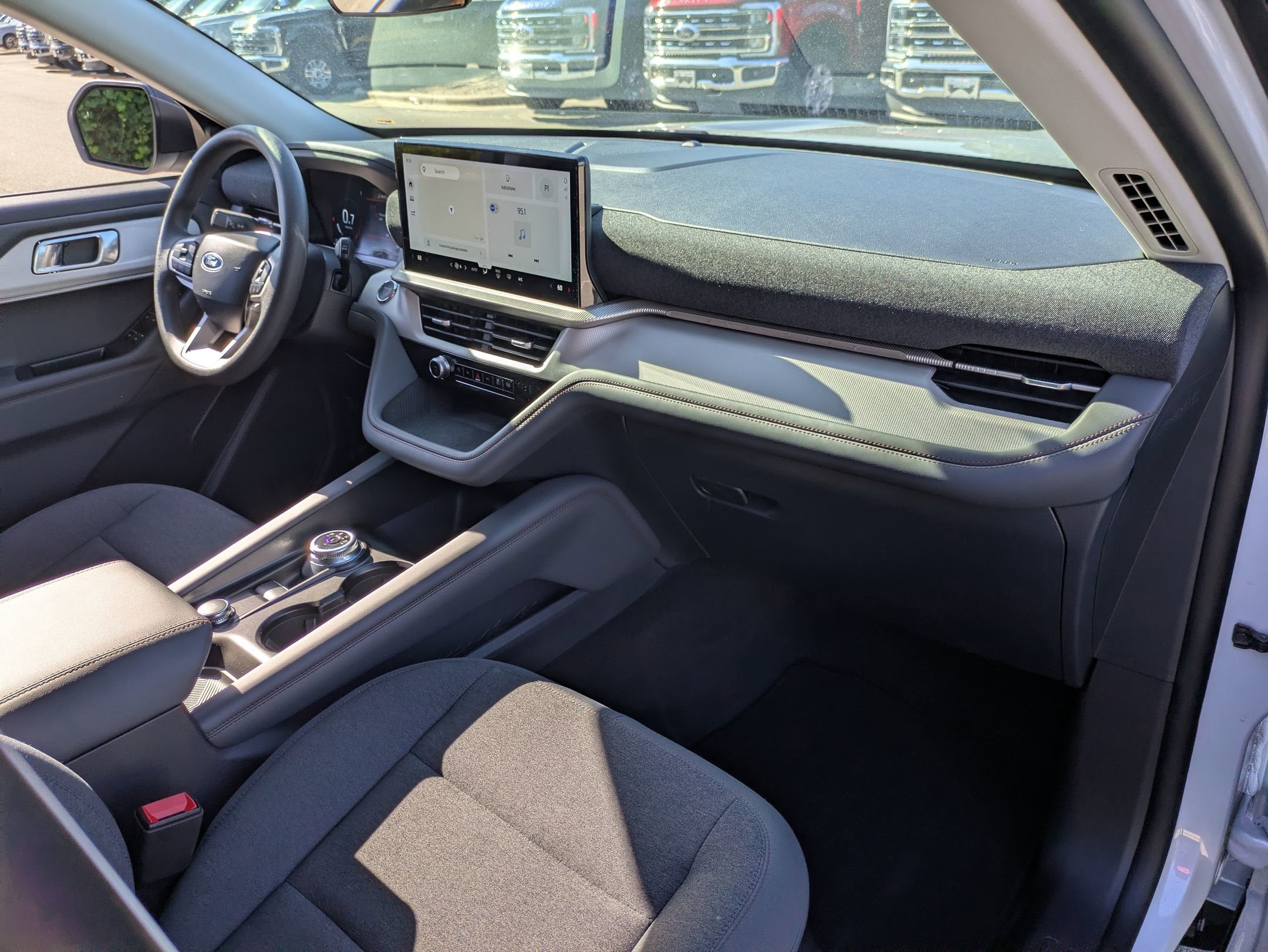 2026 Ford Explorer Active w/100A Pkg - Crossroads Courtesy Demo