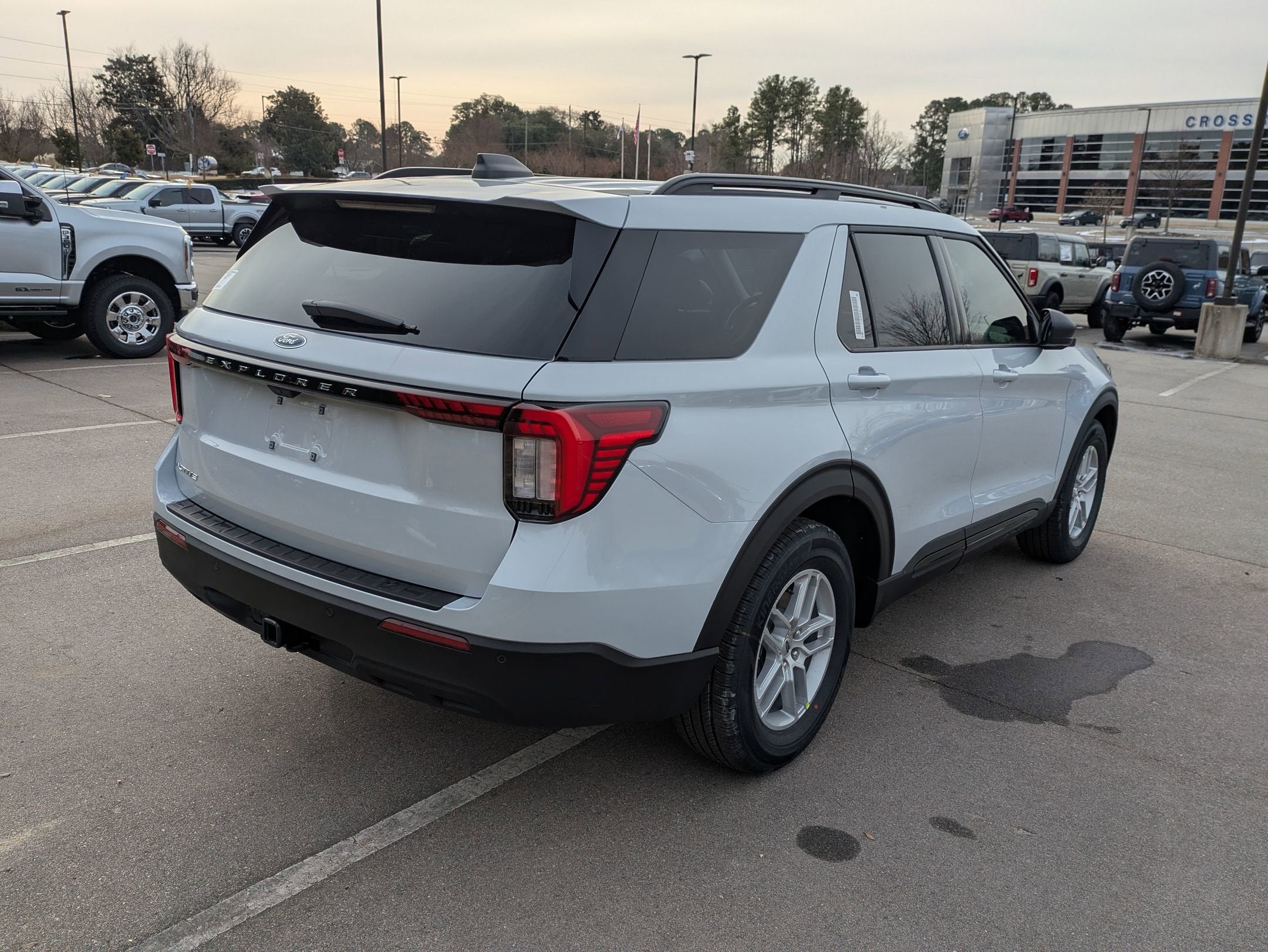 2026 Ford Explorer Active w/200A Pkg