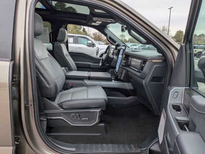 2023 Ford F-150 Lightning LARIAT