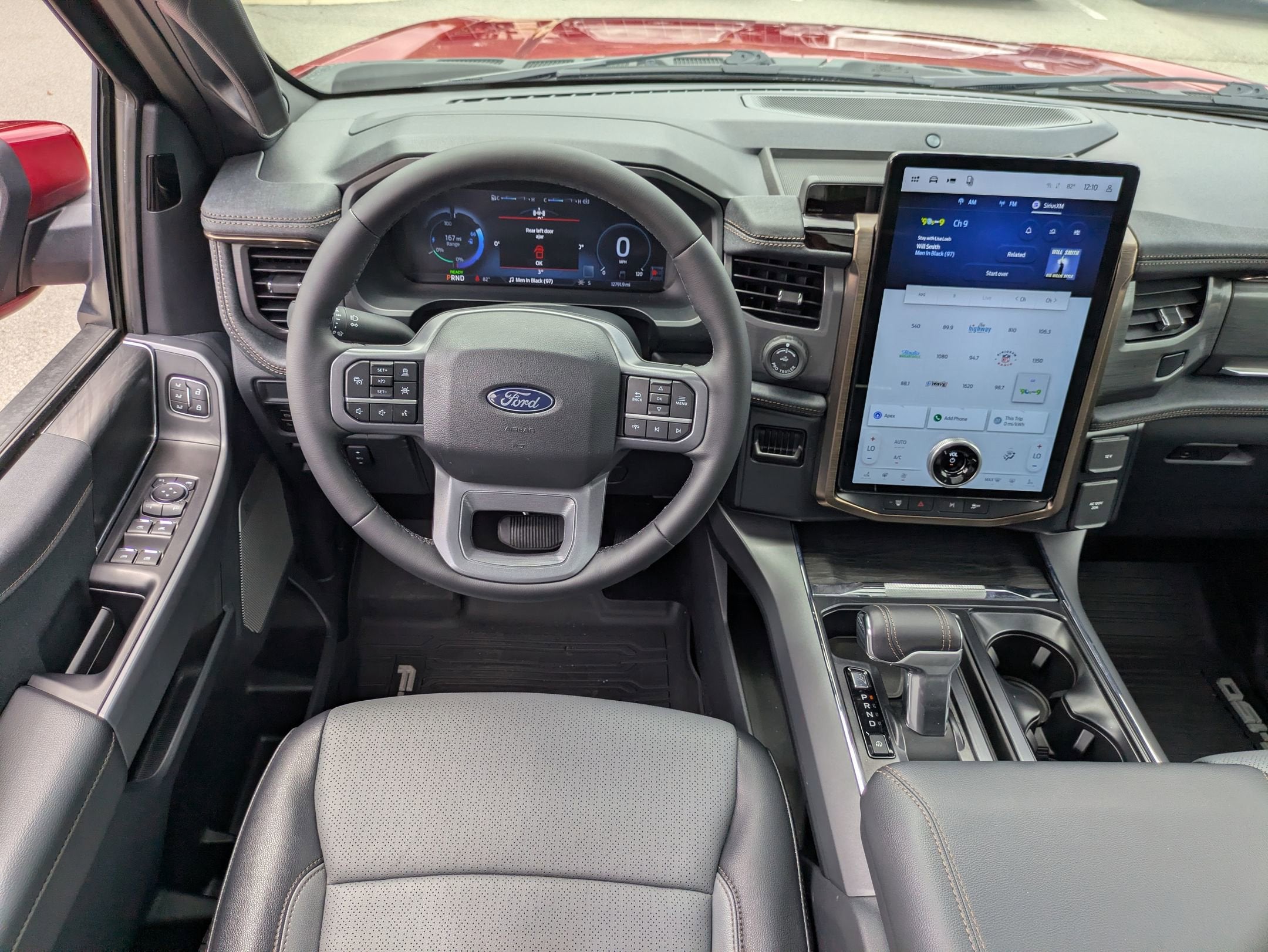 2025 Ford F-150 Lightning LARIAT