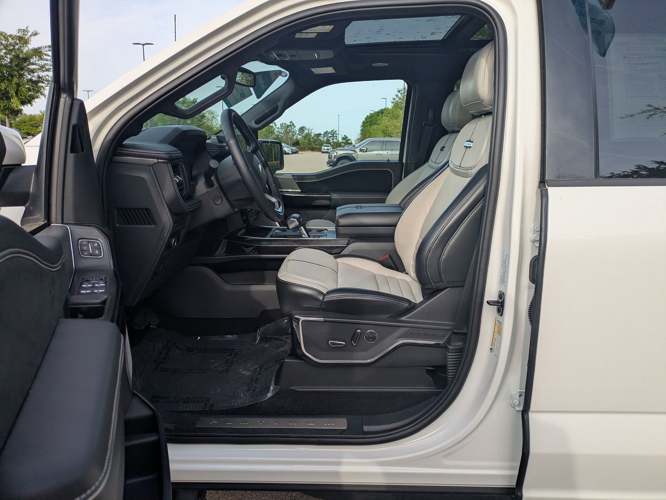 2024 Ford F-150 Lightning Platinum