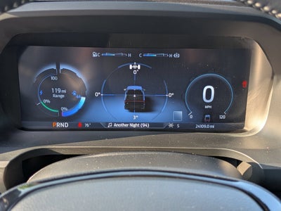 2025 Ford F-150 Lightning Platinum