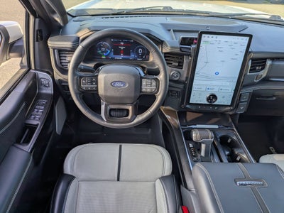 2025 Ford F-150 Lightning Platinum
