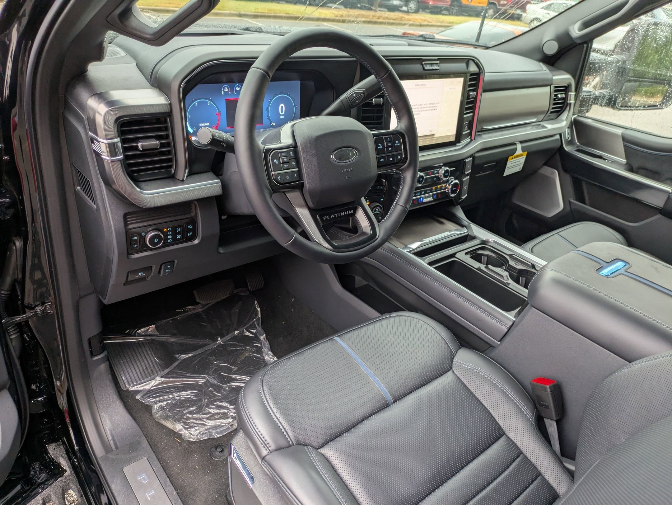 2026 Ford Super Duty F-250 SRW Platinum