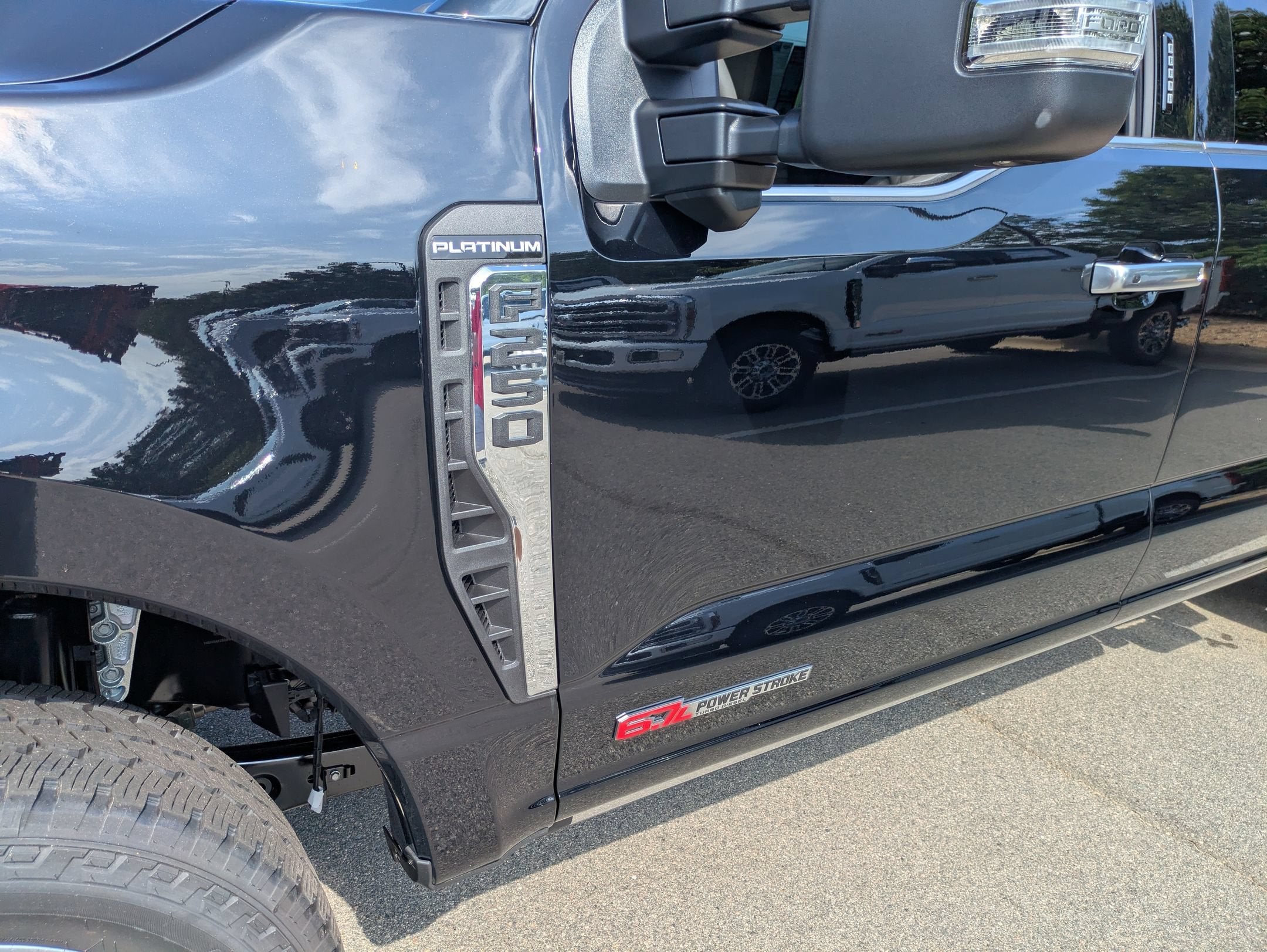 2026 Ford Super Duty F-250 SRW Platinum