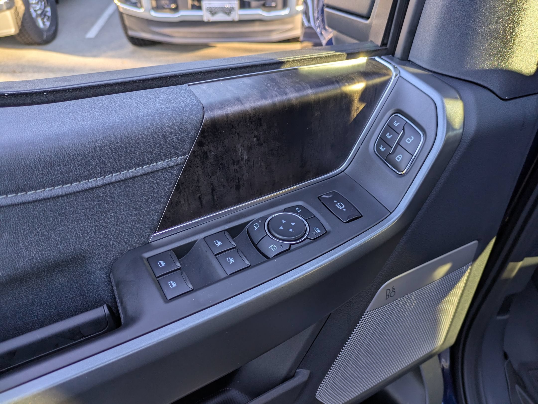 2027 Ford Super Duty F-250 SRW LARIAT