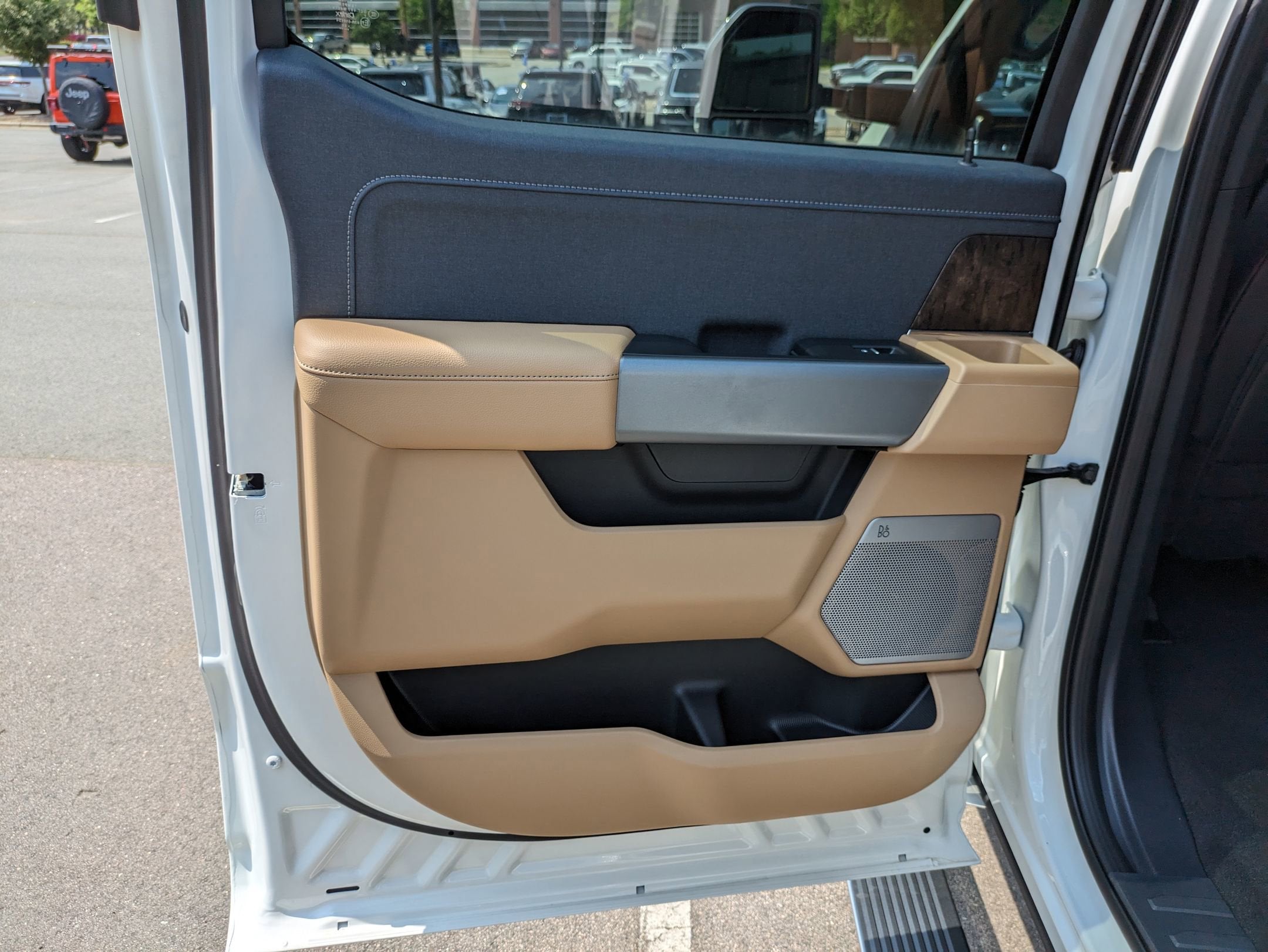 2025 Ford Super Duty F-250 SRW LARIAT