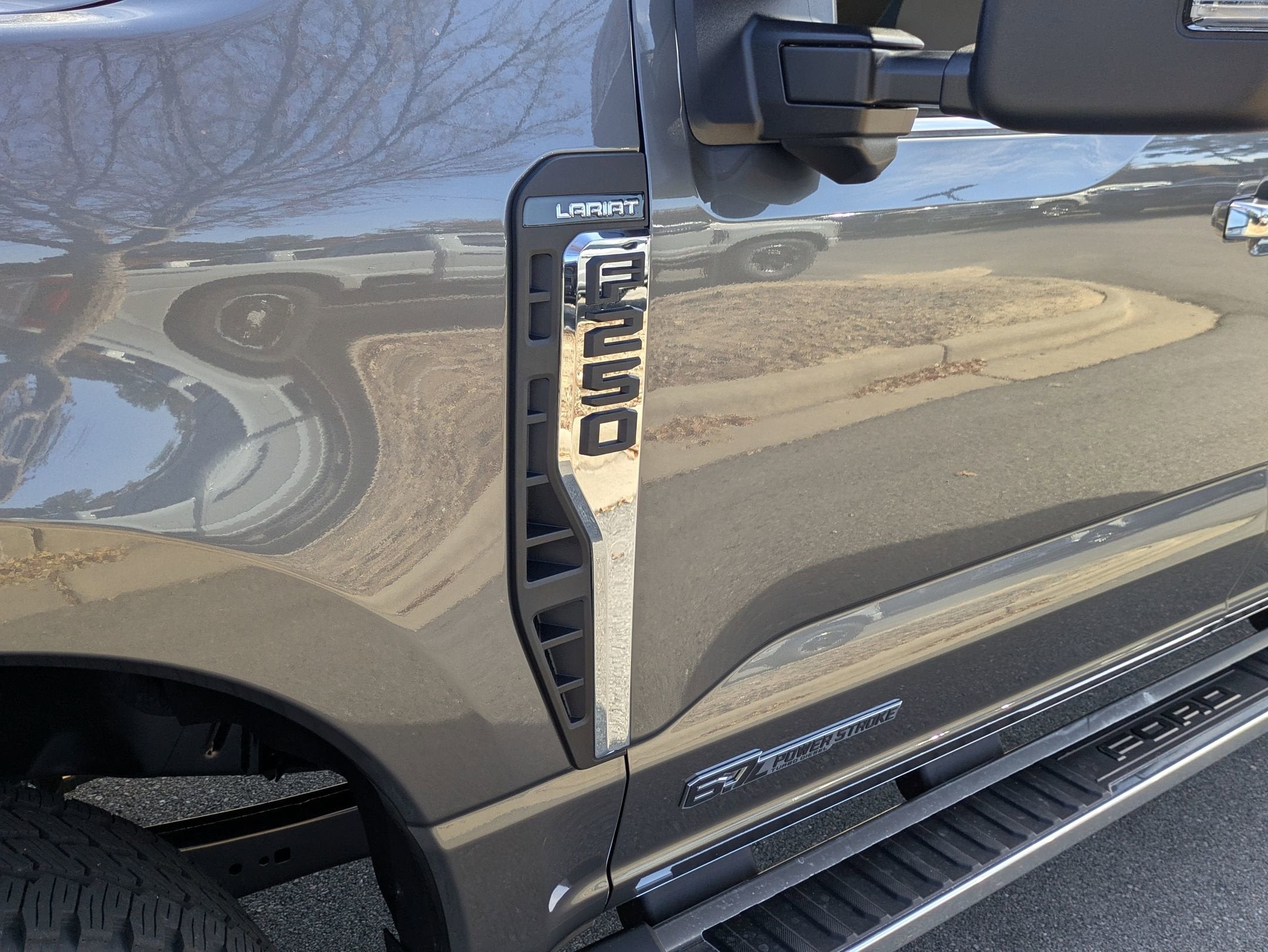 2026 Ford Super Duty F-250 SRW LARIAT