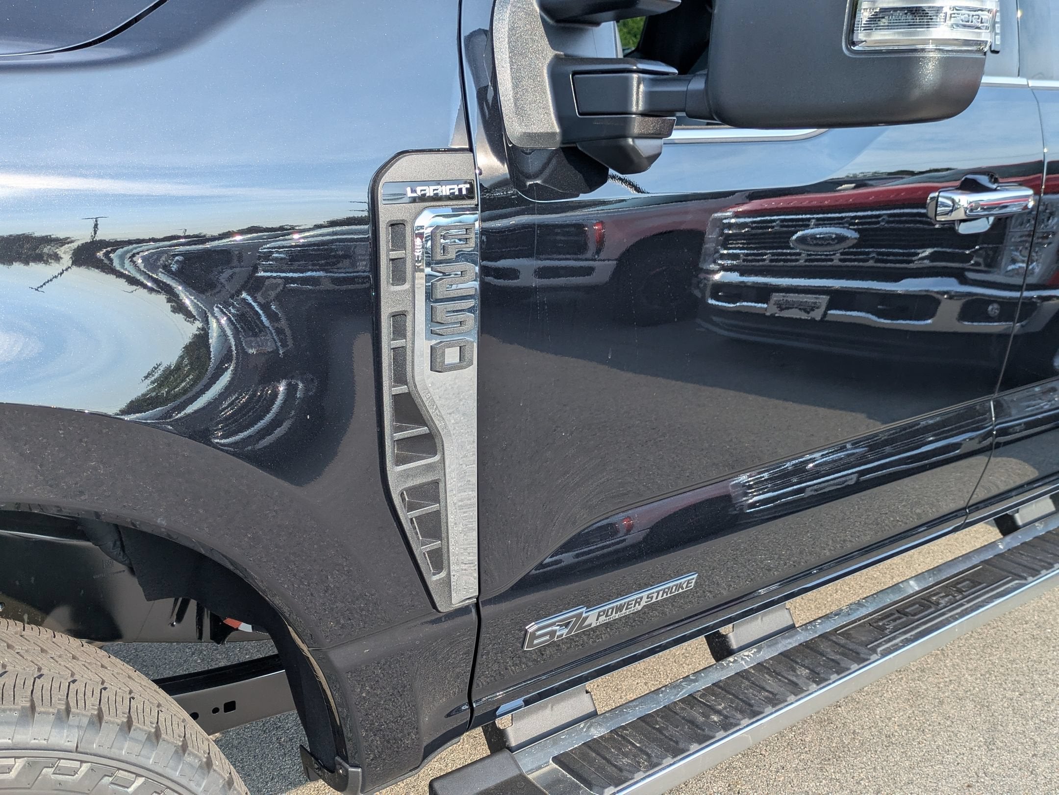2026 Ford Super Duty F-250 SRW LARIAT