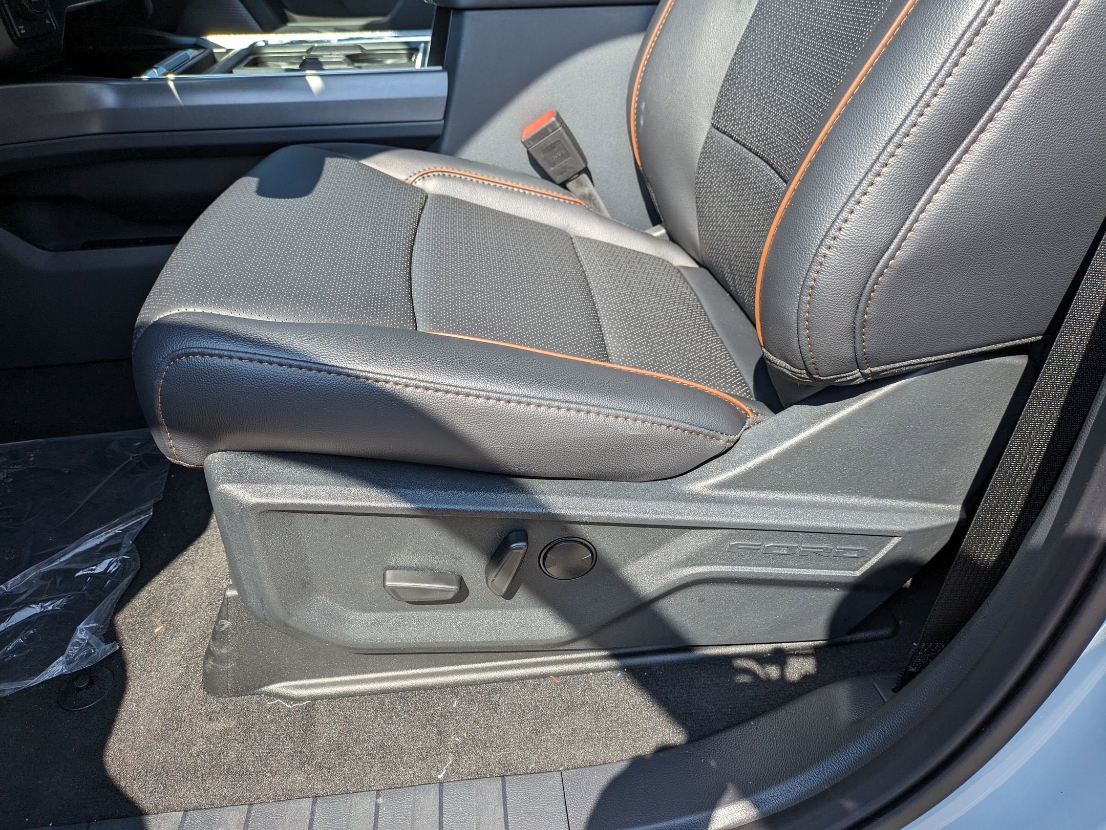 2025 Ford Super Duty F-250 SRW LARIAT