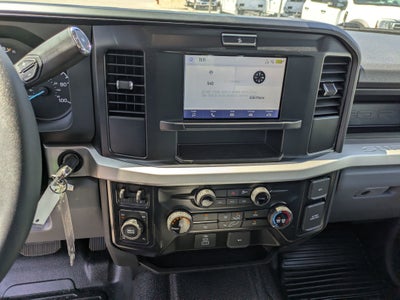 2026 Ford Super Duty F-350 SRW XL