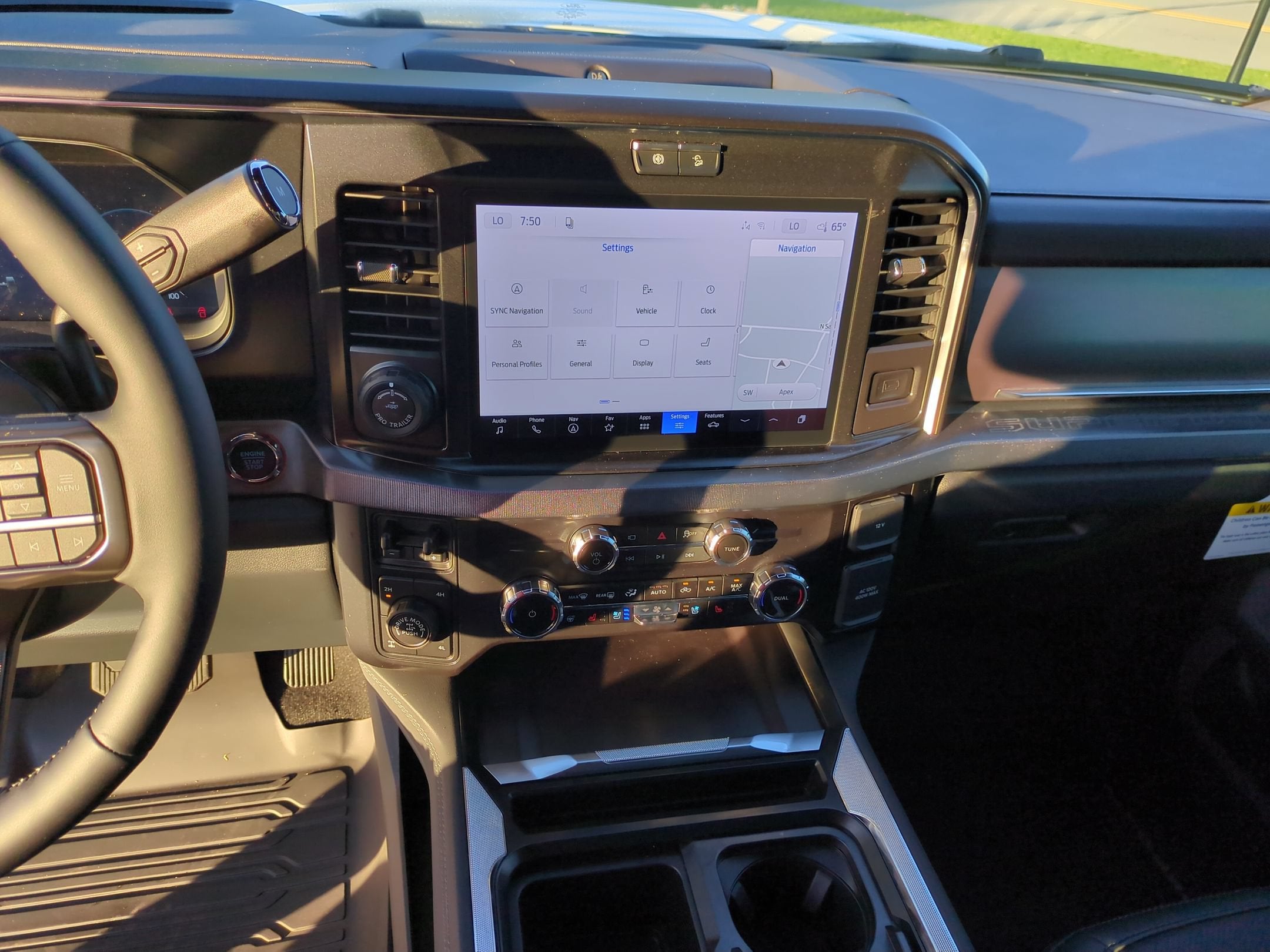 2027 Ford Super Duty F-350 SRW Platinum