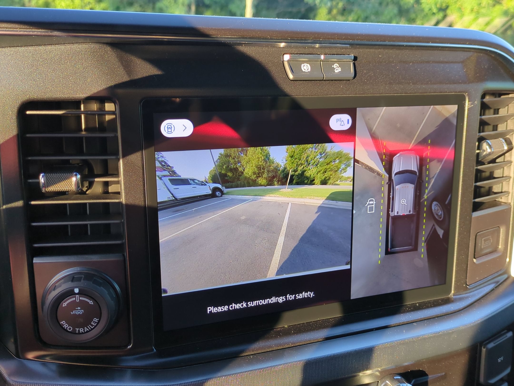 2027 Ford Super Duty F-350 SRW Platinum