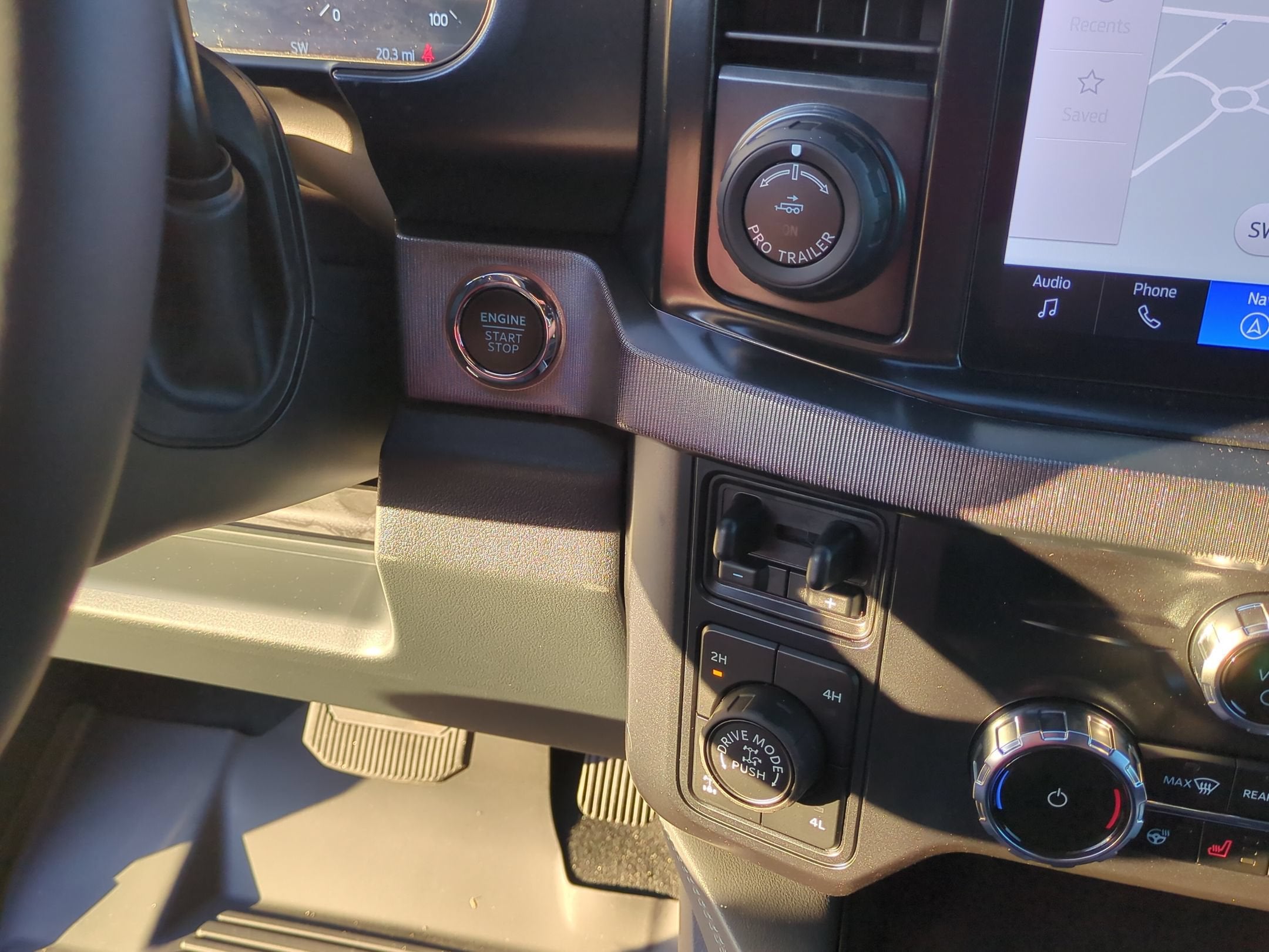 2027 Ford Super Duty F-350 SRW Platinum