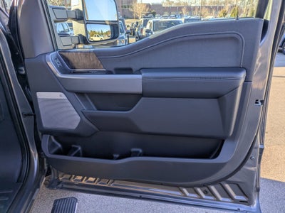 2023 Ford Super Duty F-350 SRW LARIAT