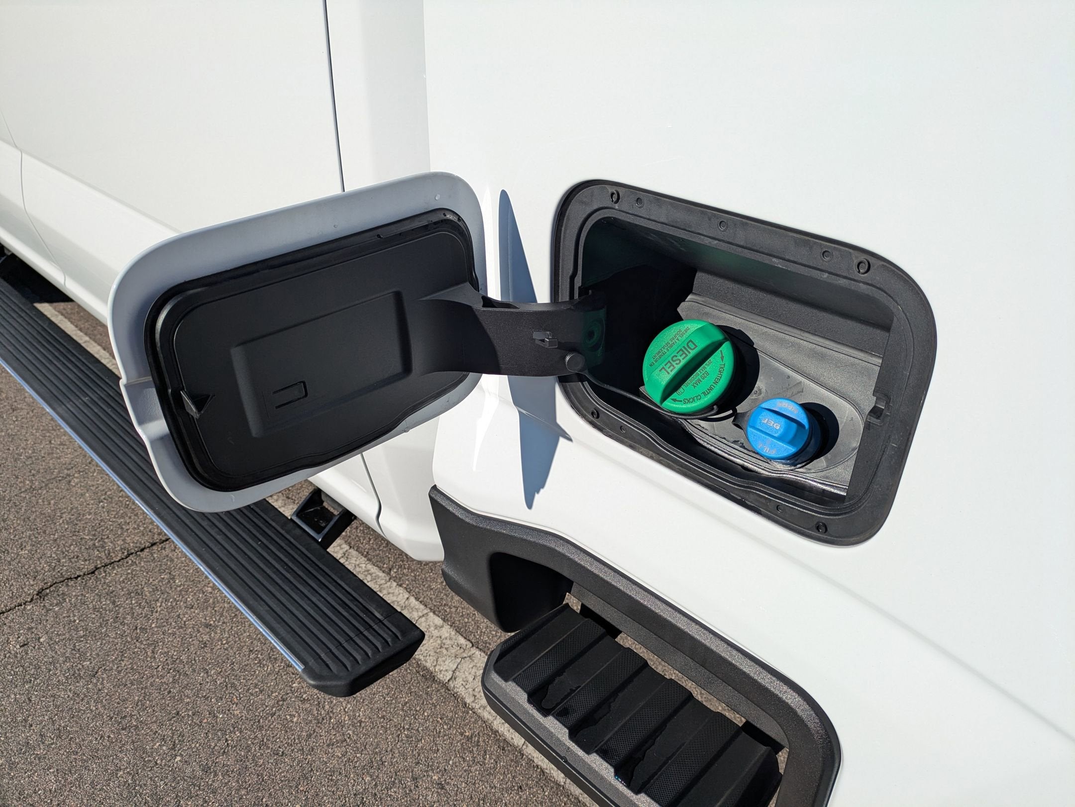 2024 Ford Super Duty F-350 SRW LARIAT