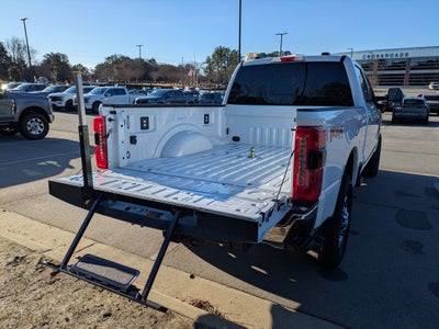 2024 Ford Super Duty F-350 SRW LARIAT