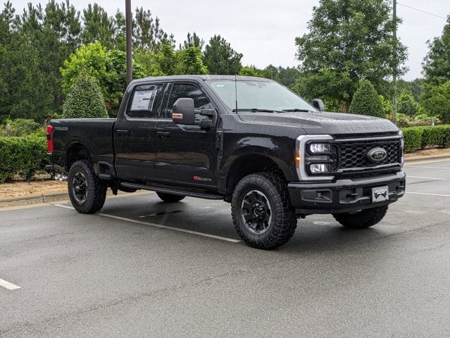 2025 Ford Super Duty F-350 SRW LARIAT