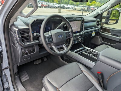 2025 Ford Super Duty F-350 SRW LARIAT