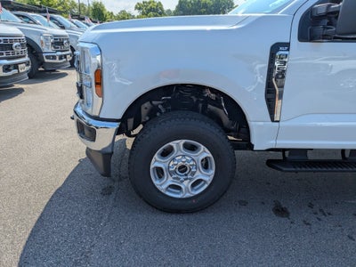 2026 Ford Super Duty F-350 SRW XLT