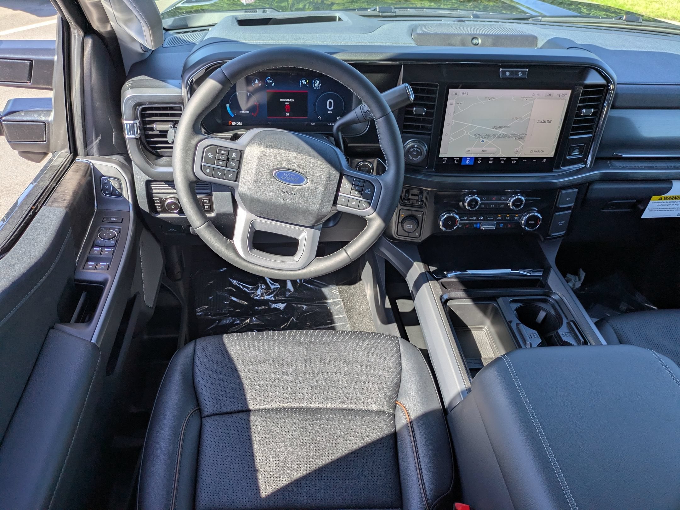 2026 Ford Super Duty F-350 DRW LARIAT