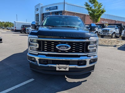 2026 Ford Super Duty F-350 DRW LARIAT