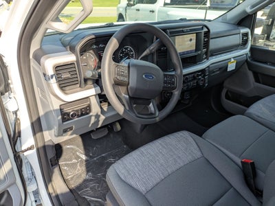 2026 Ford Super Duty F-350 DRW XLT