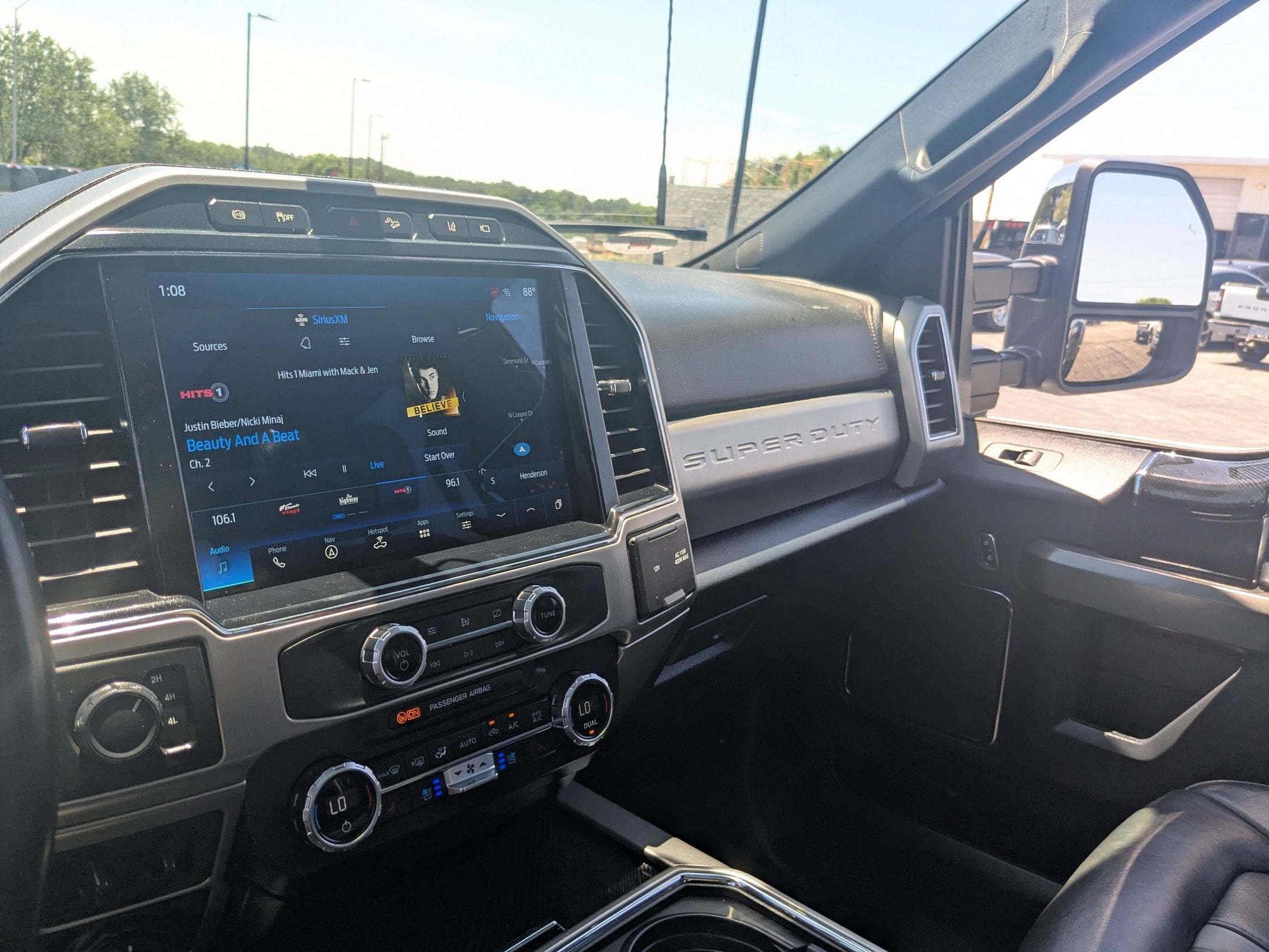 2022 Ford Super Duty F-450 DRW Platinum