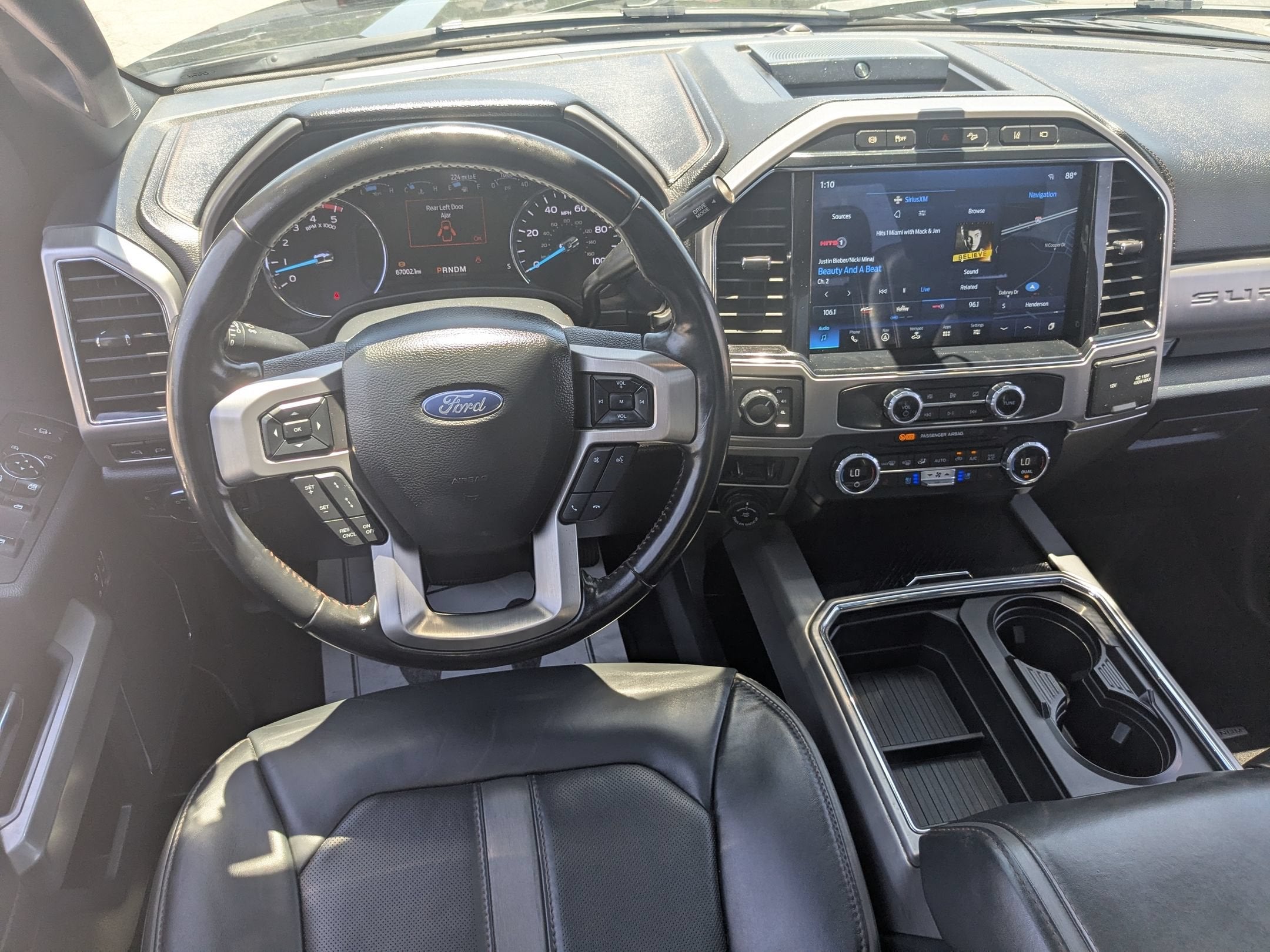2022 Ford Super Duty F-450 DRW Platinum