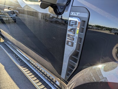 2026 Ford Super Duty F-450 DRW XLT