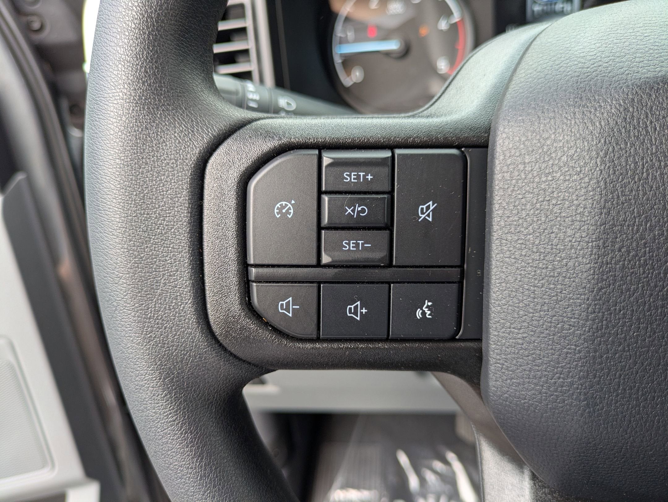 2026 Ford Super Duty F-450 DRW XLT