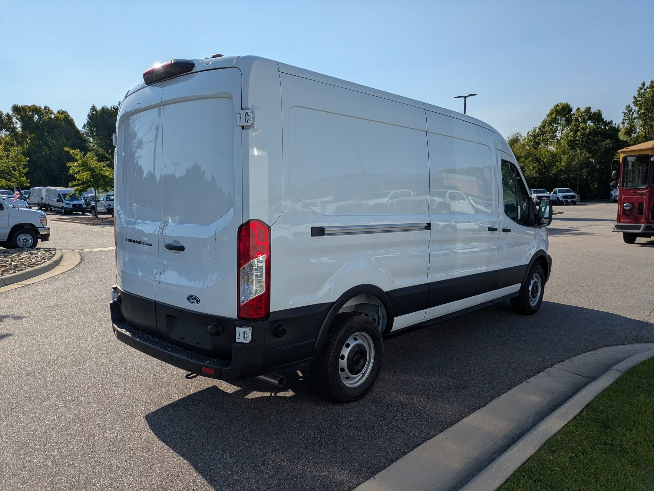 2026 Ford Transit Cargo Van Base