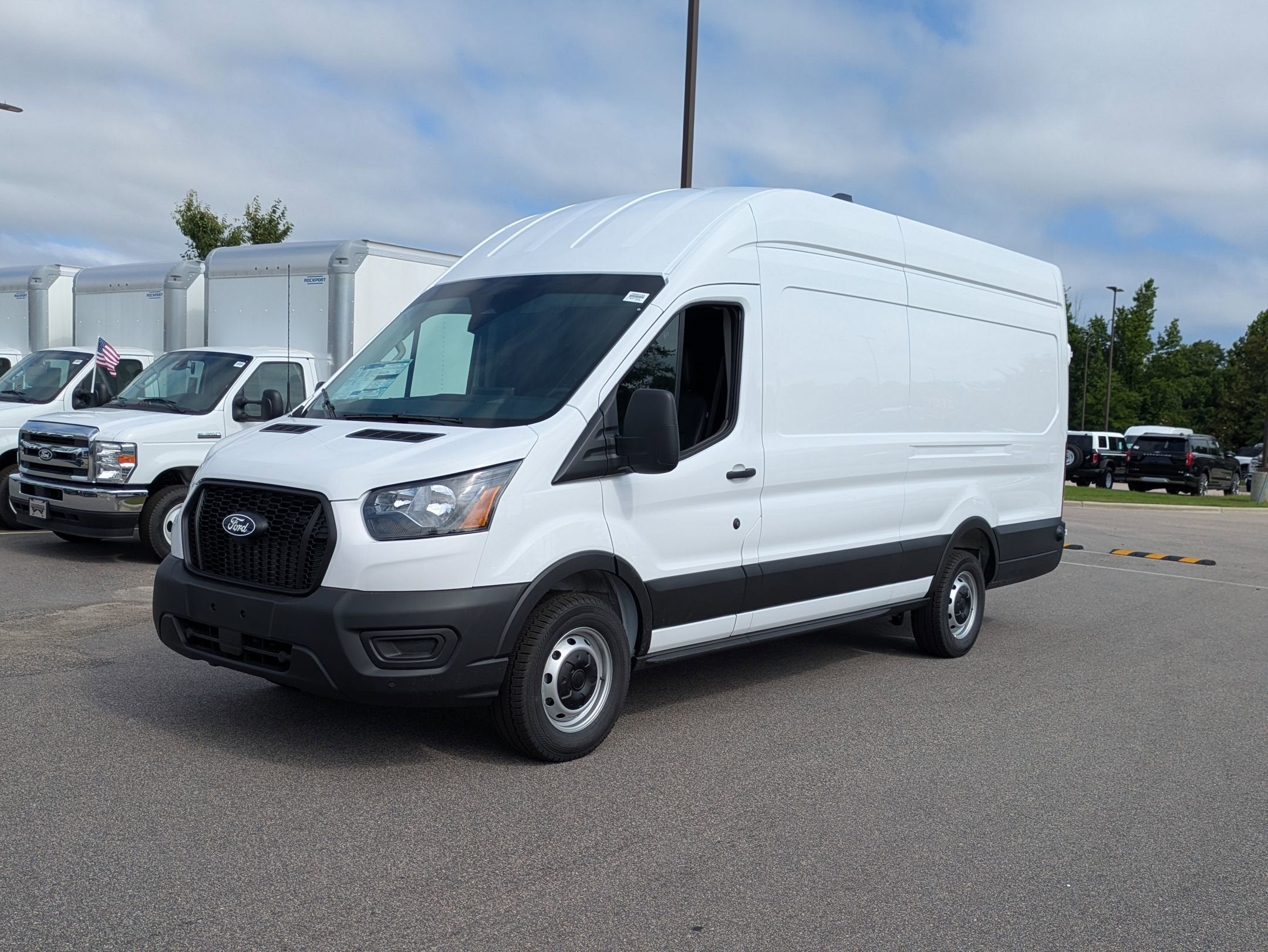 2026 Ford Transit Cargo Van Base