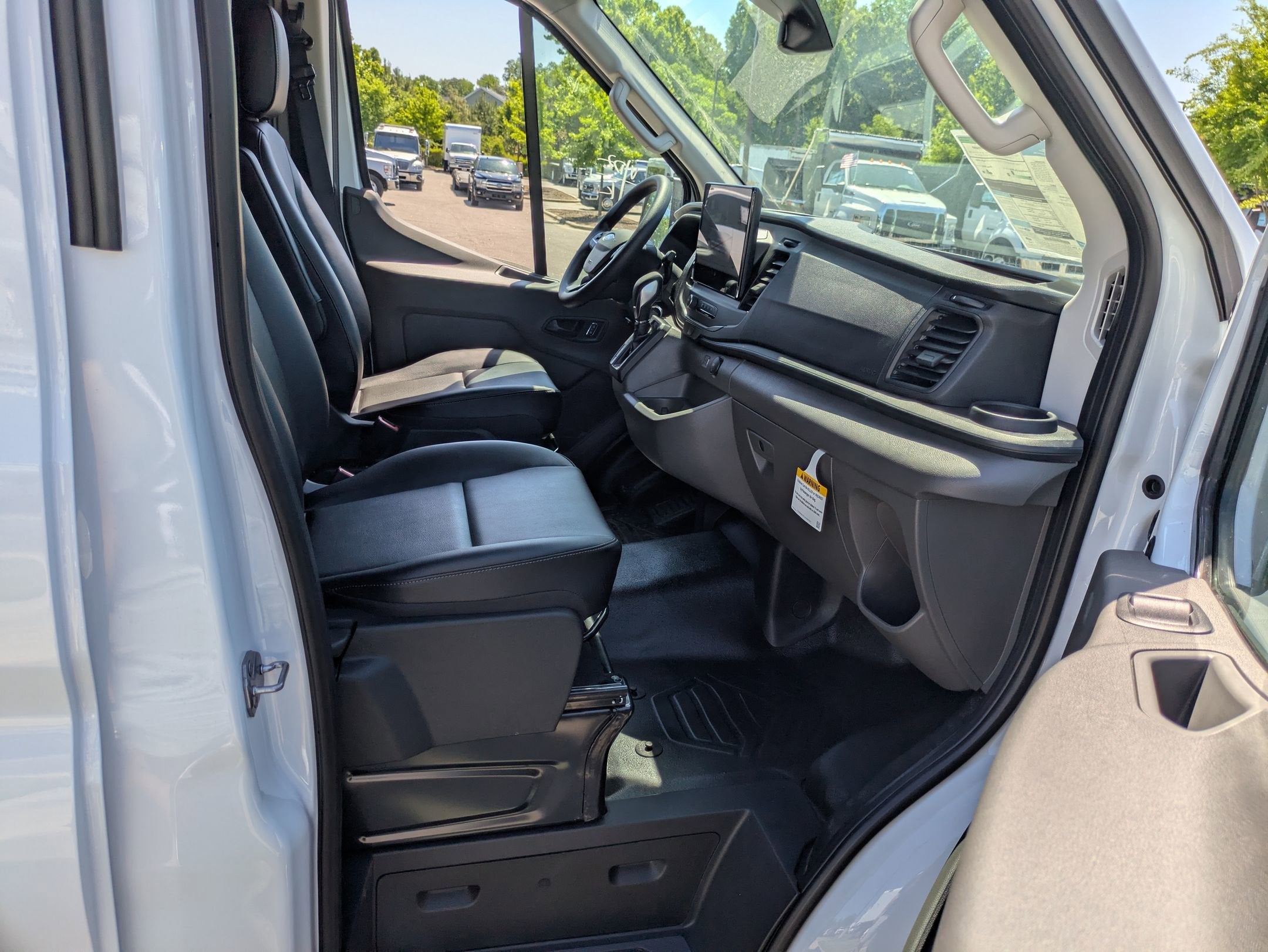 2026 Ford Transit Cargo Van Base