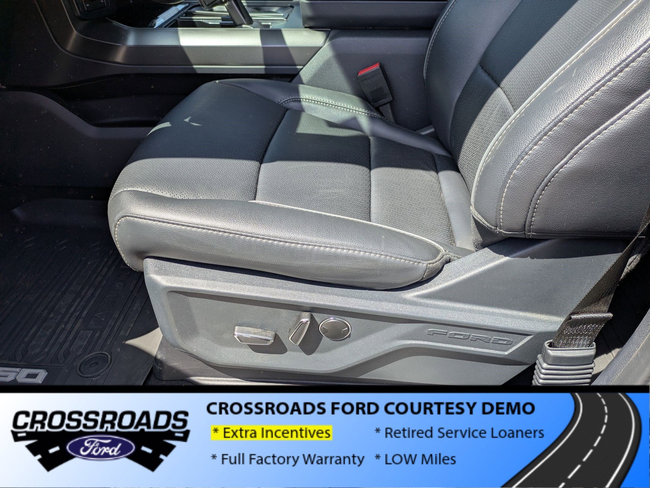 2026 Ford F-150 LARIAT - Crossroads Courtesy Demo