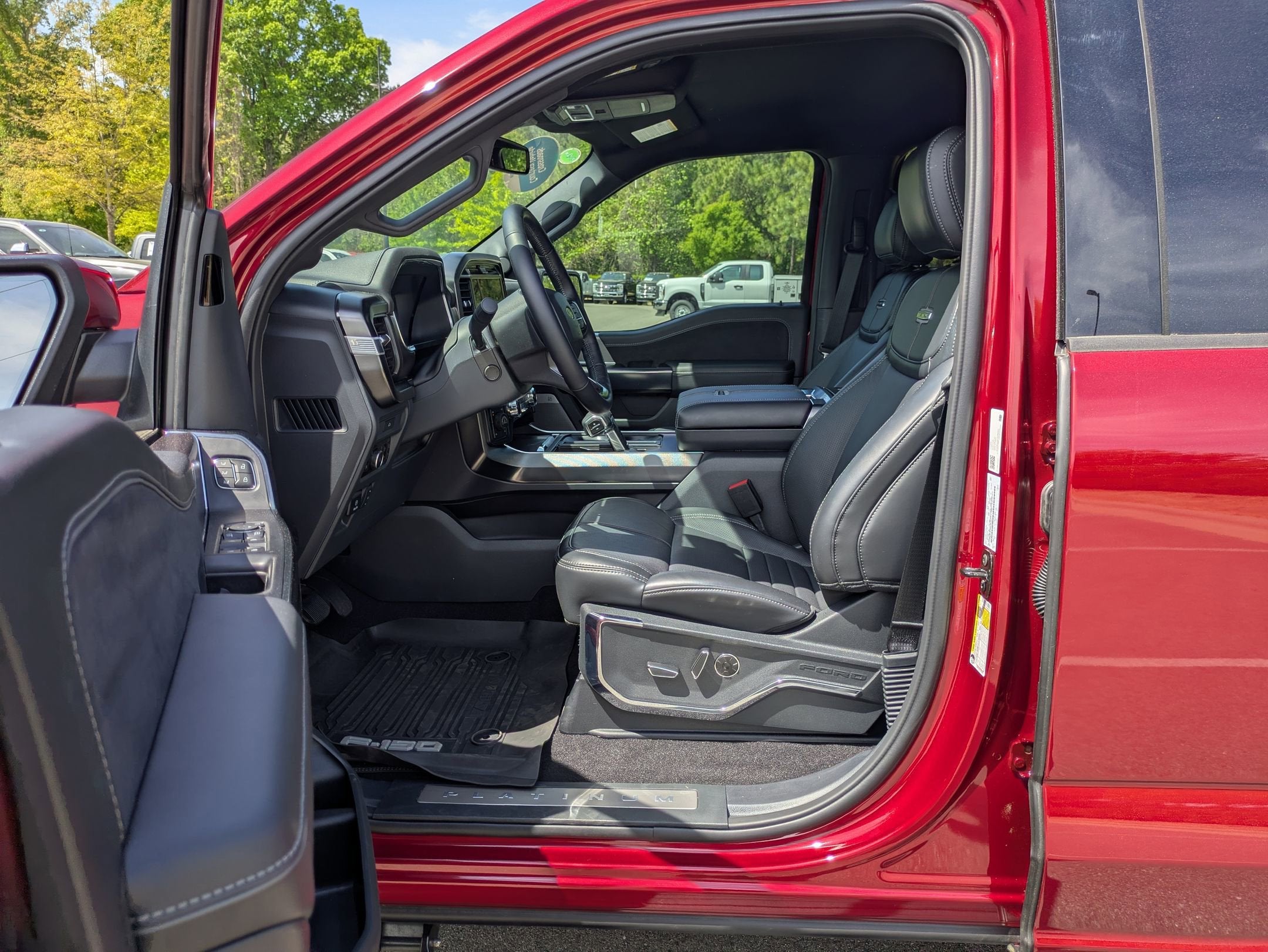 2026 Ford F-150 Platinum - Crossroads Courtesy Demo