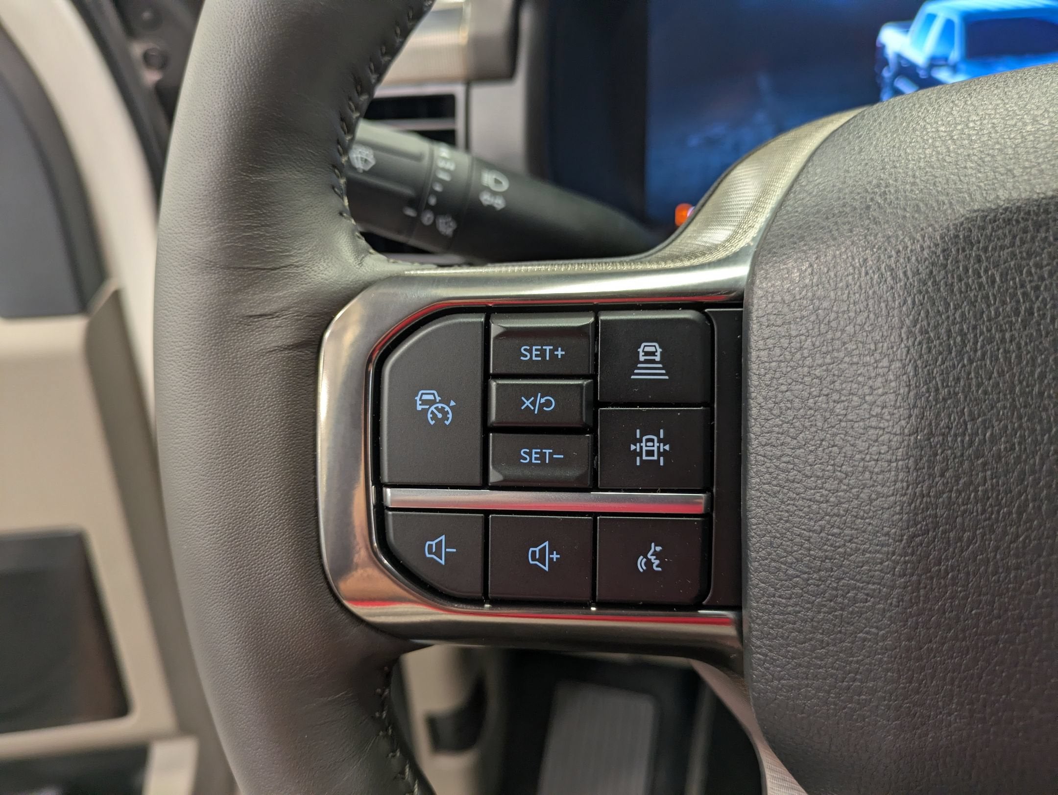 2026 Ford F-150 Platinum - Crossroads Courtesy Demo