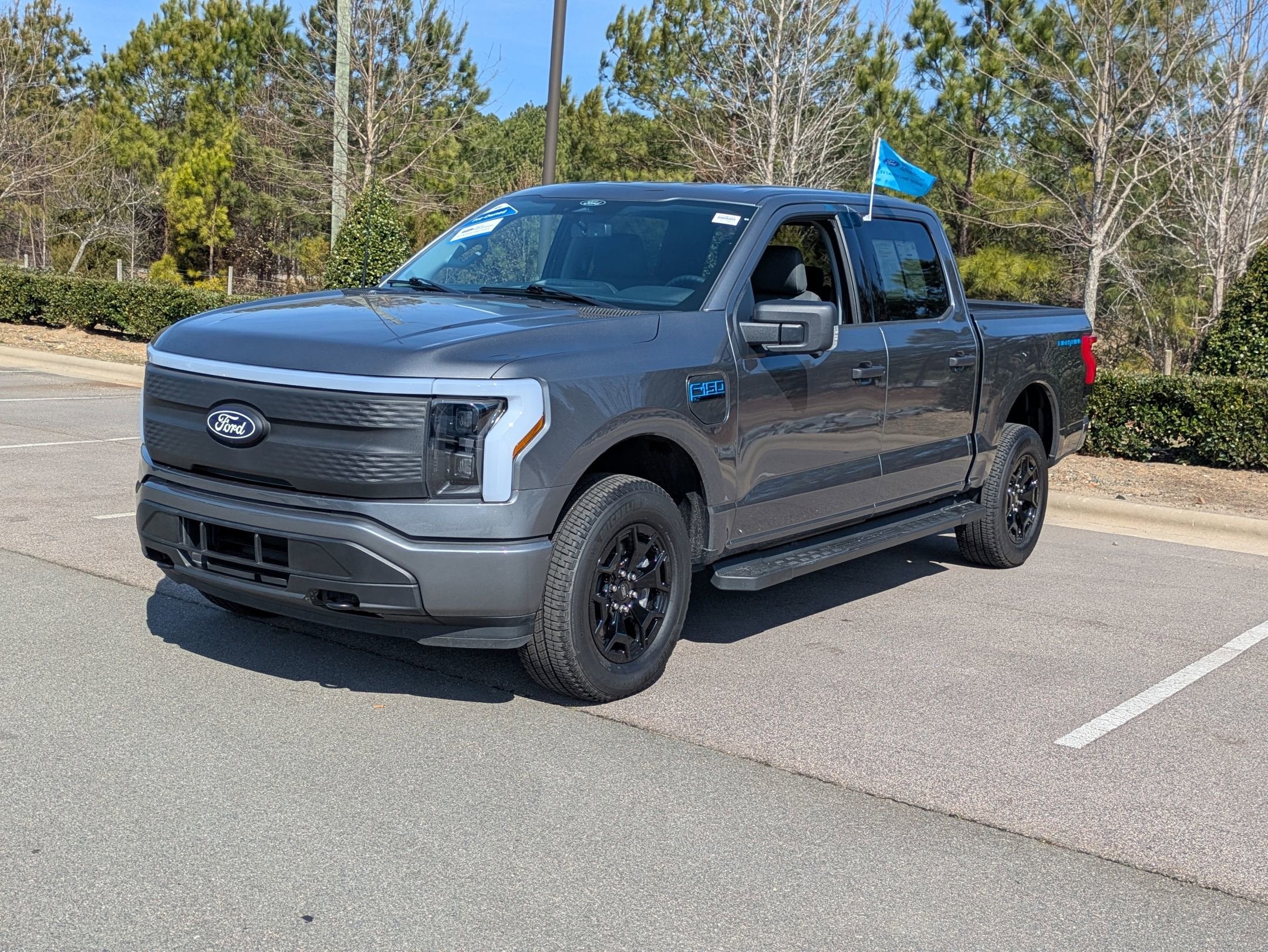 2025 Ford F-150 Lightning XLT