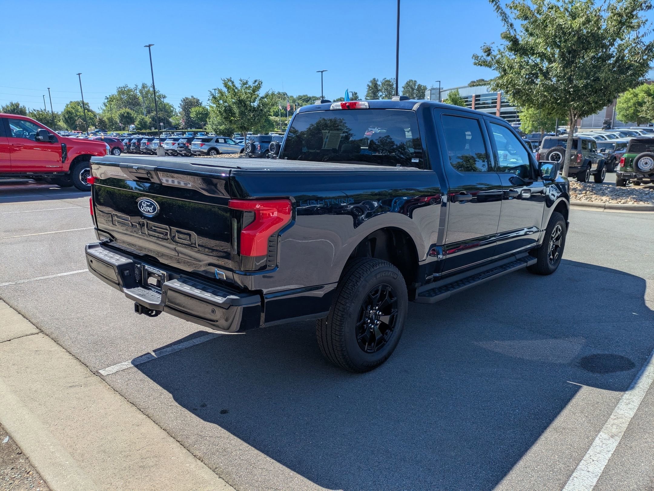 2025 Ford F-150 Lightning XLT